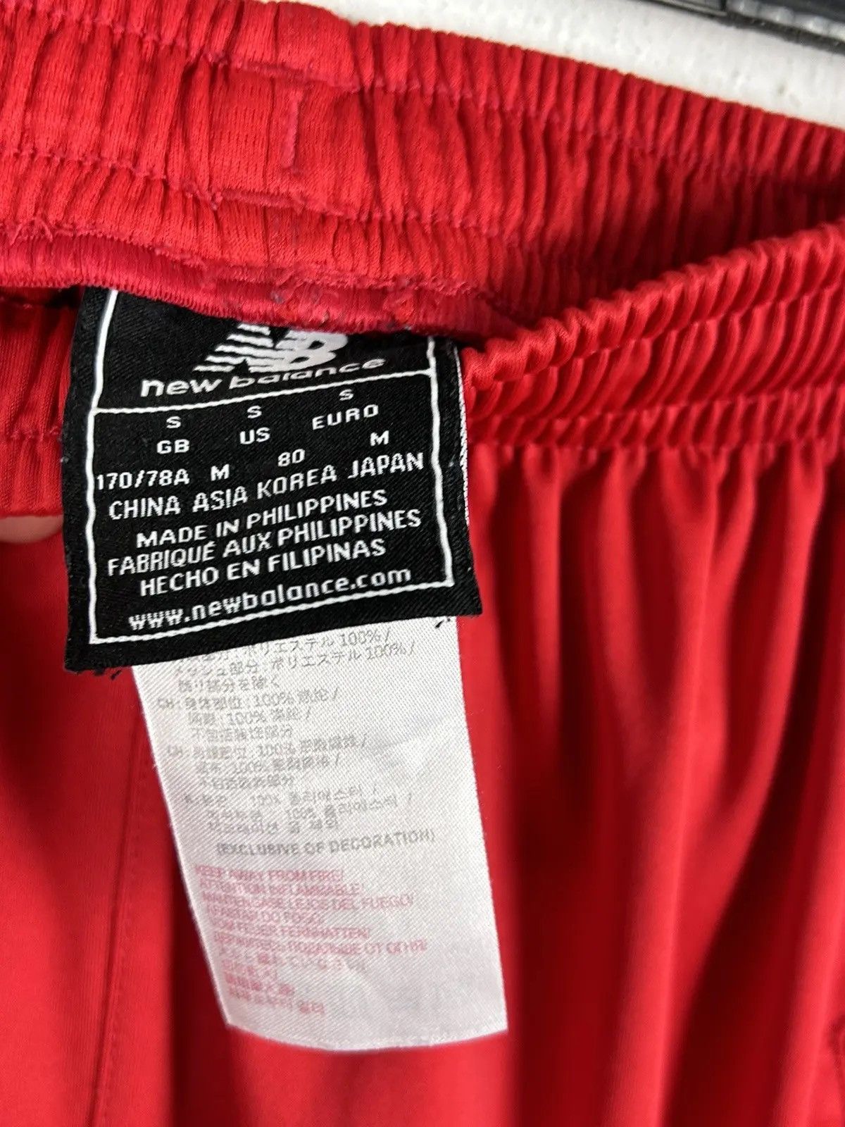 New Balance Liverpool F.C. x New Balance Sportswear Shorts In Red Size US 30 / EU 46 - 5 Thumbnail