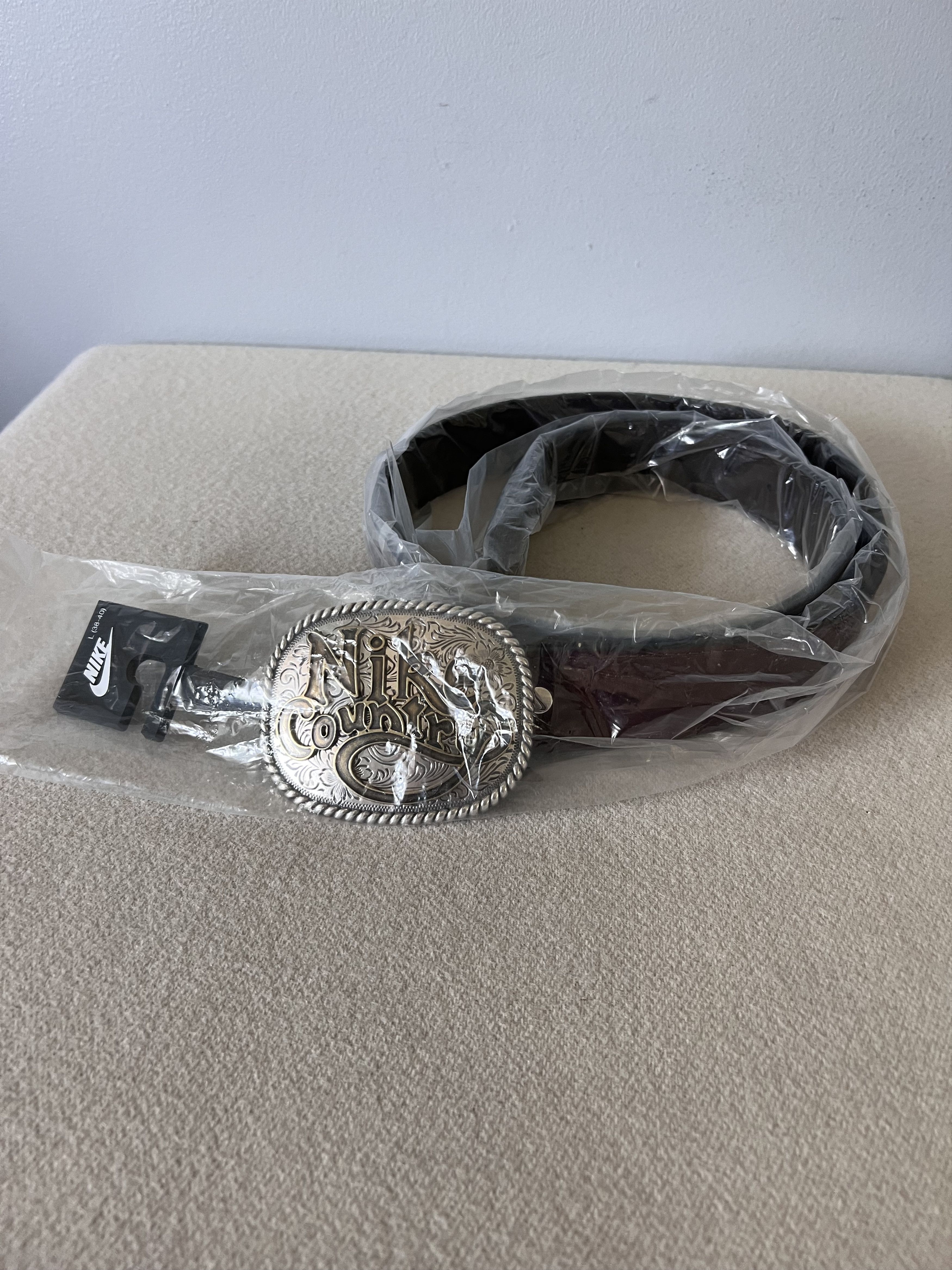 Nike LARGE Nike Country Rhinestone Plaque Buckle Belt in Brown Size ONE SIZE - 2 Thumbnail