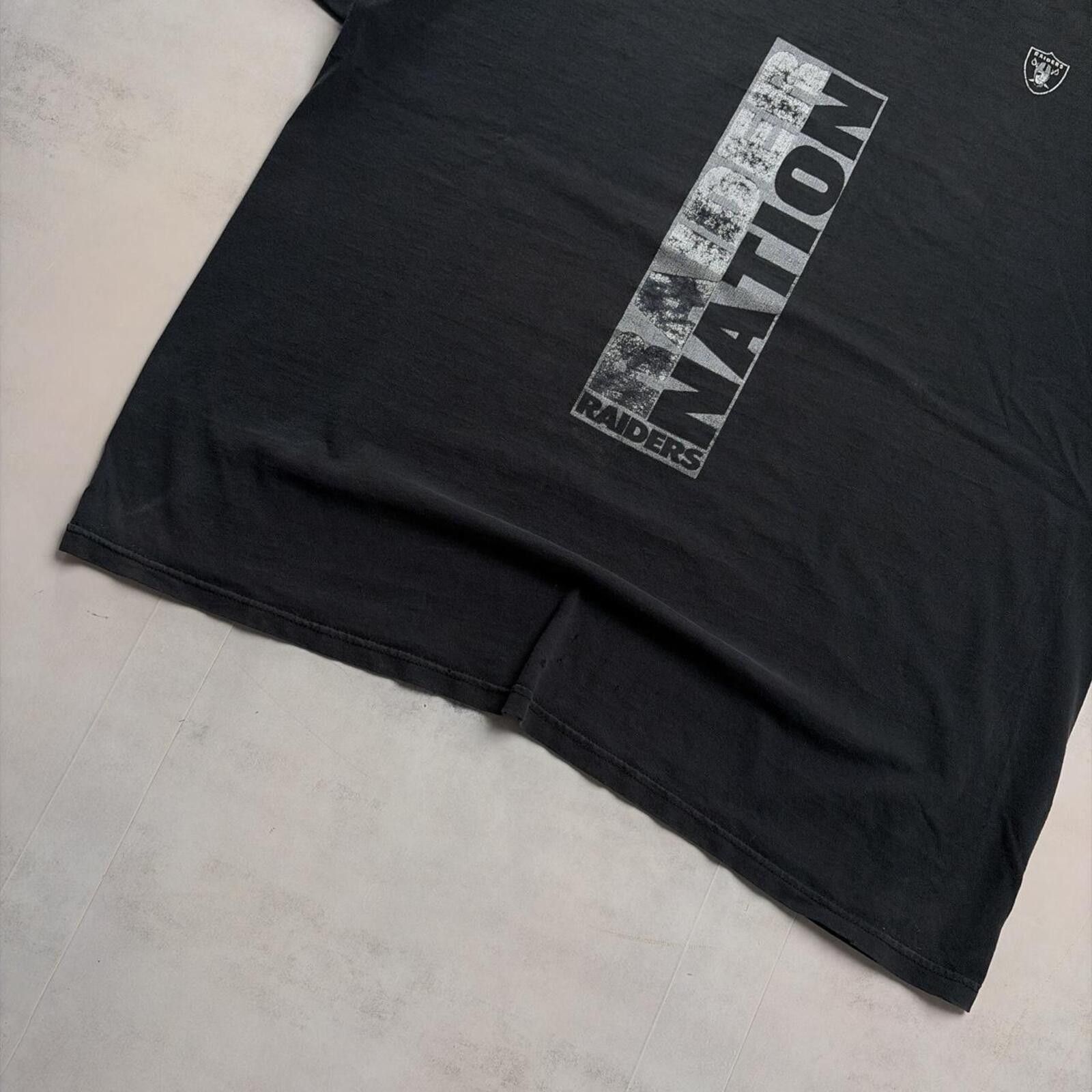 NFL Vintage NFL Raiders Nation Football Distressed Faded T-Shirt Size US XXL / EU 58 / 5 - 3 Thumbnail