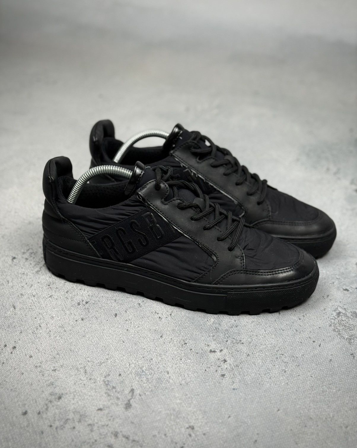 Dirk Bikkembergs Vintage Bikkembergs Black Sneakers Bold Logo Rare Design Size US 8 / EU 41 - 2 Thumbnail