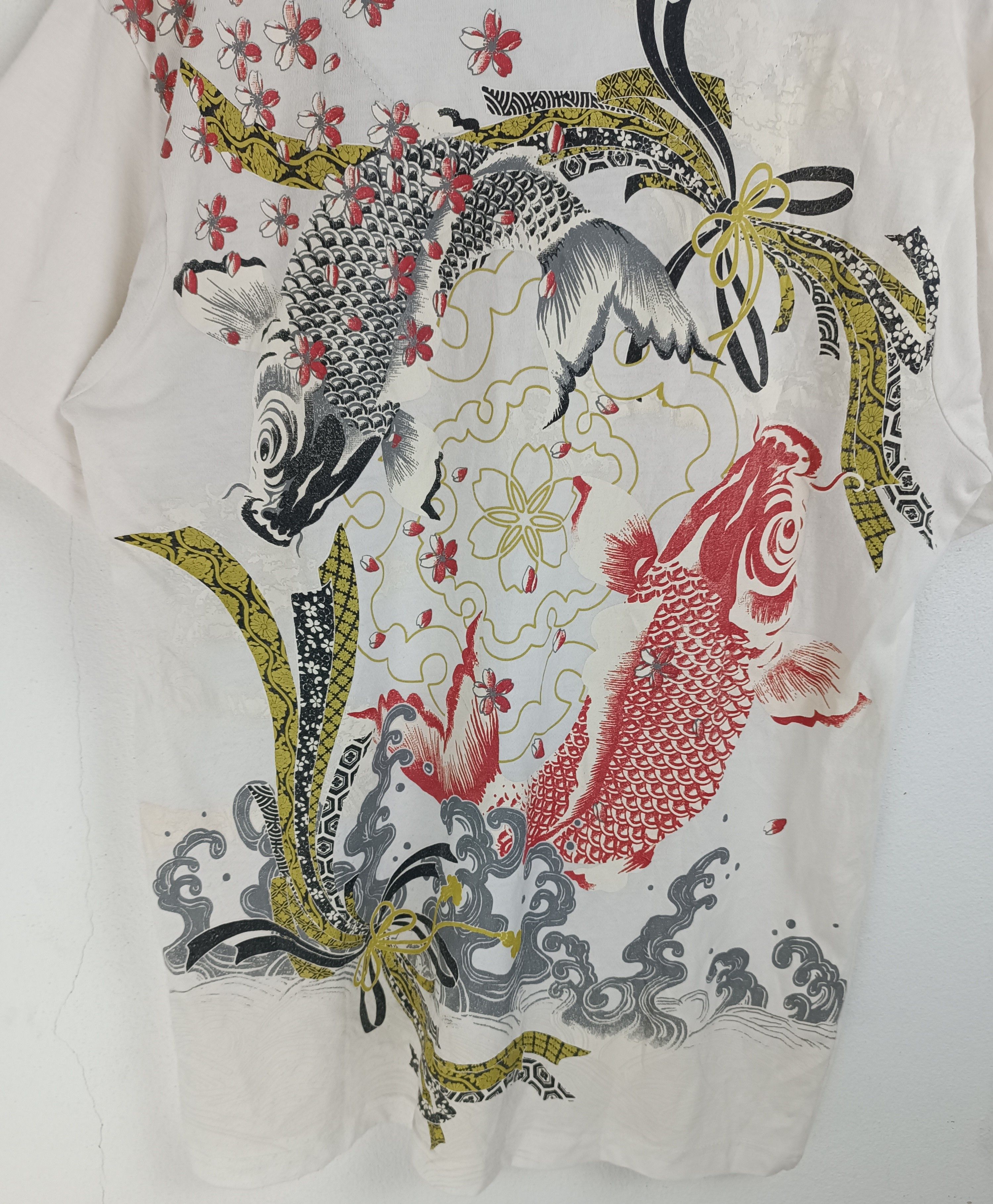 Vintage VINTAGE DRAGON KOI SUKAJAN TATOO JAPANESE TEE VERY RARE Size US L / EU 52-54 / 3 - 7 Thumbnail