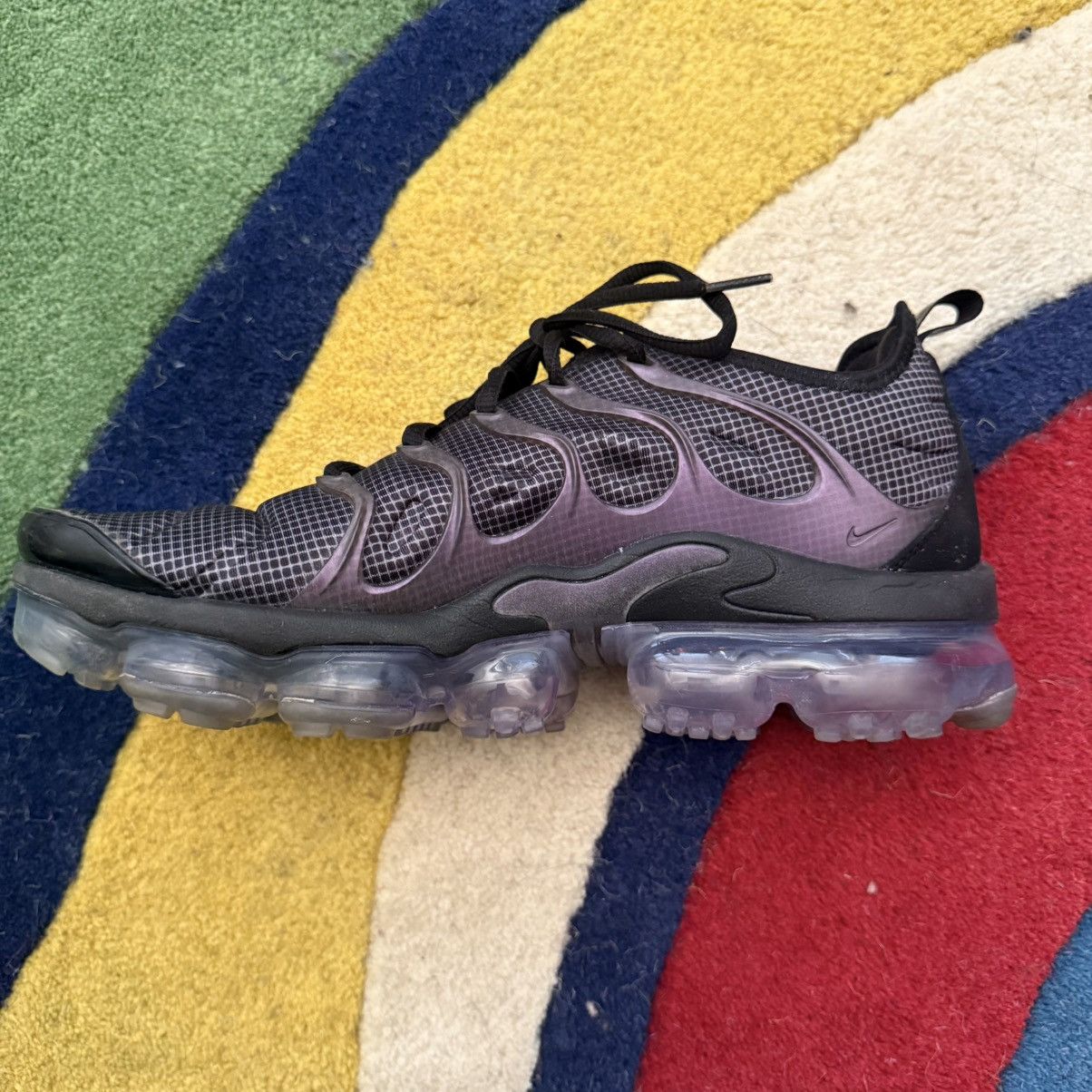 Nike Nike Air VaporMax Plus Size US 9.5 / EU 42-43 - 5 Thumbnail