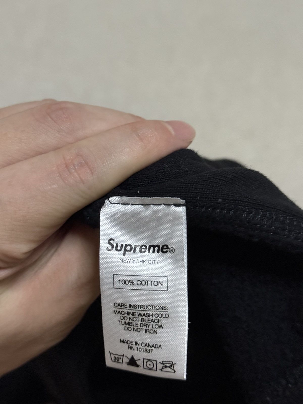 Supreme Supreme fw15 black on black box logo crewneck Size US L / EU 52-54 / 3 - 6 Thumbnail