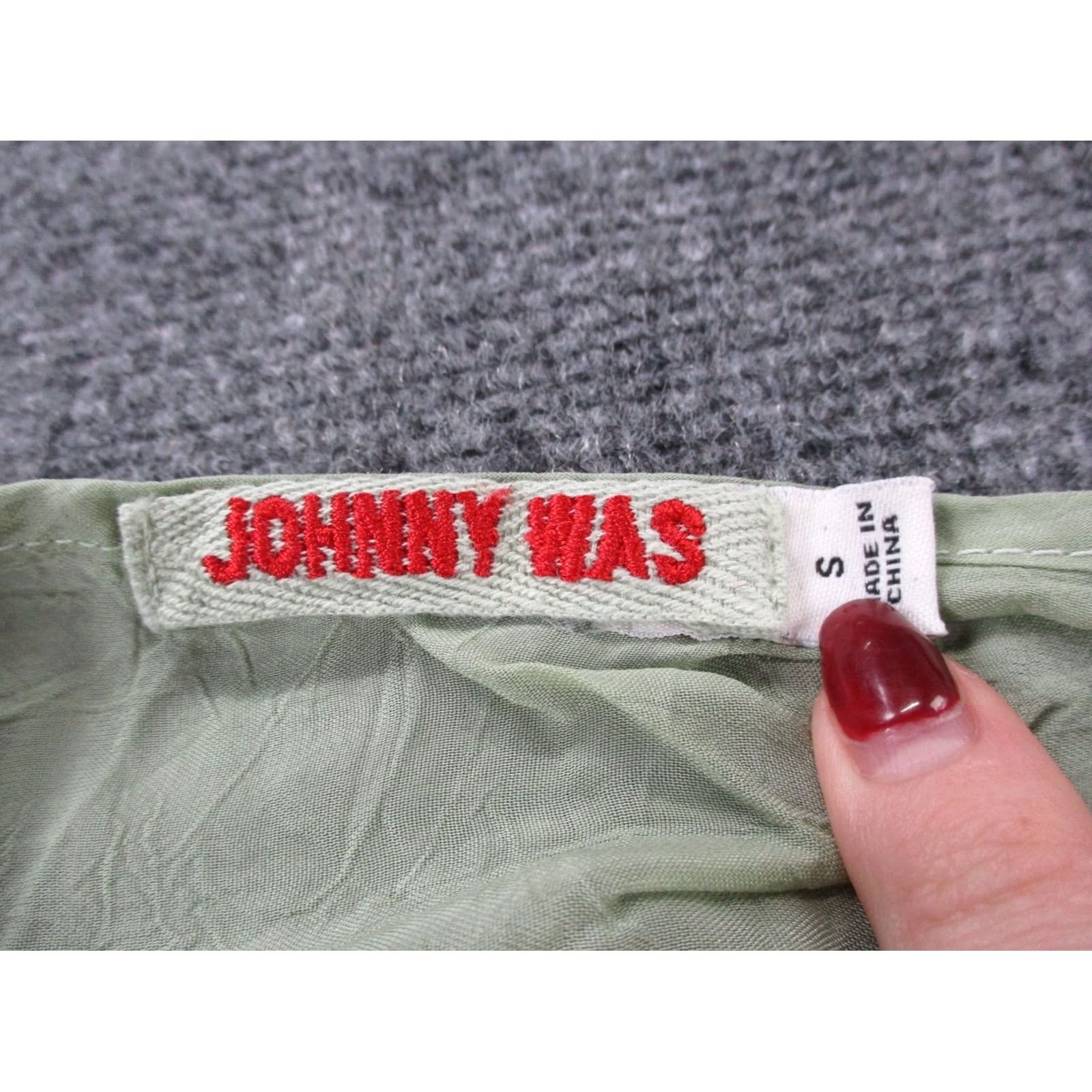 Johnny Was Johnny Was Shirt Womens S Green Rayon Embroidered Blouse Top Oversized Flowy Size S / US 4 / IT 40 - 6 Thumbnail