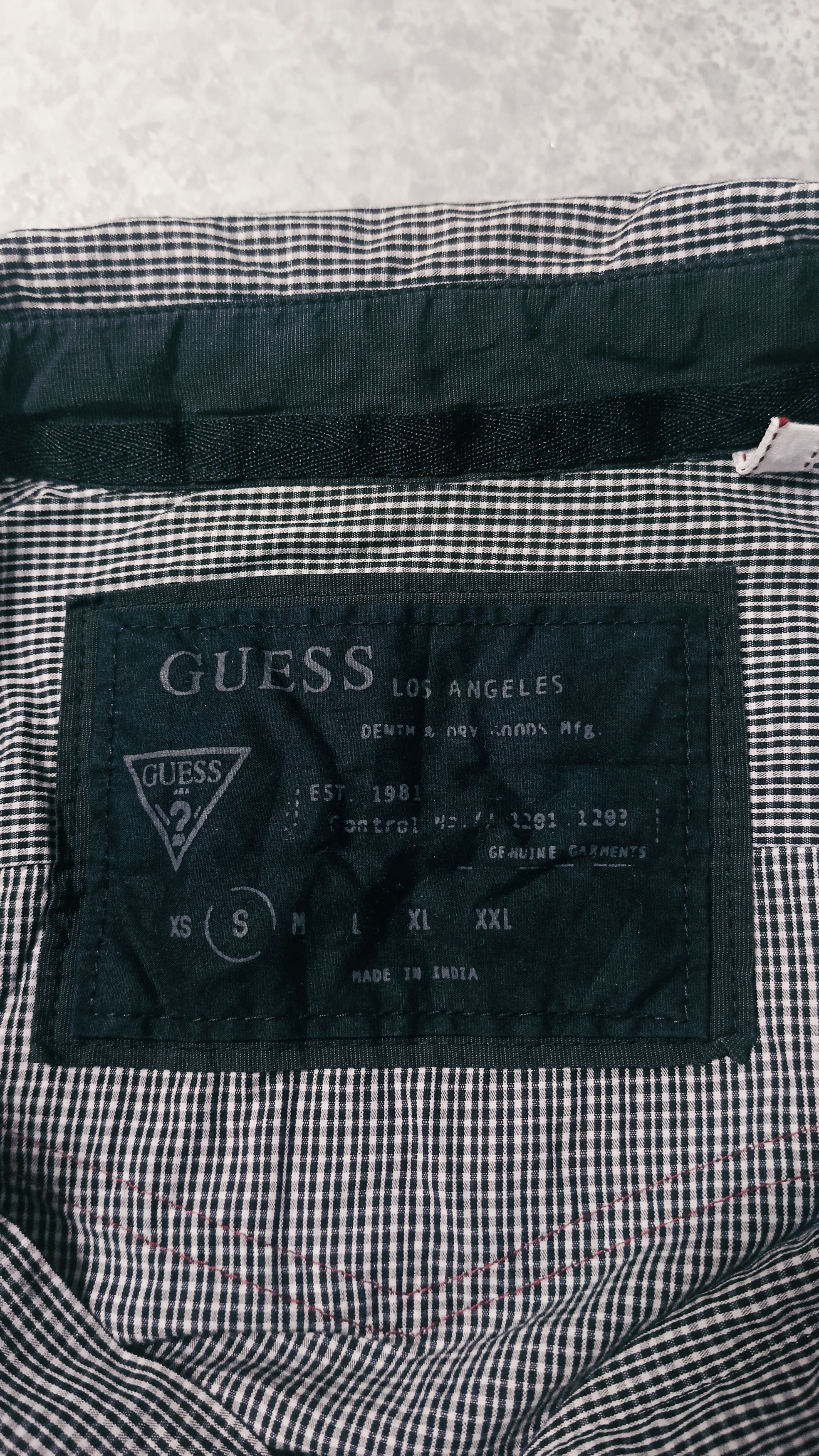 Guess × Vintage Vintage Guess Snap Button Up Shirt Size US S / EU 44-46 / 1 - 6 Thumbnail