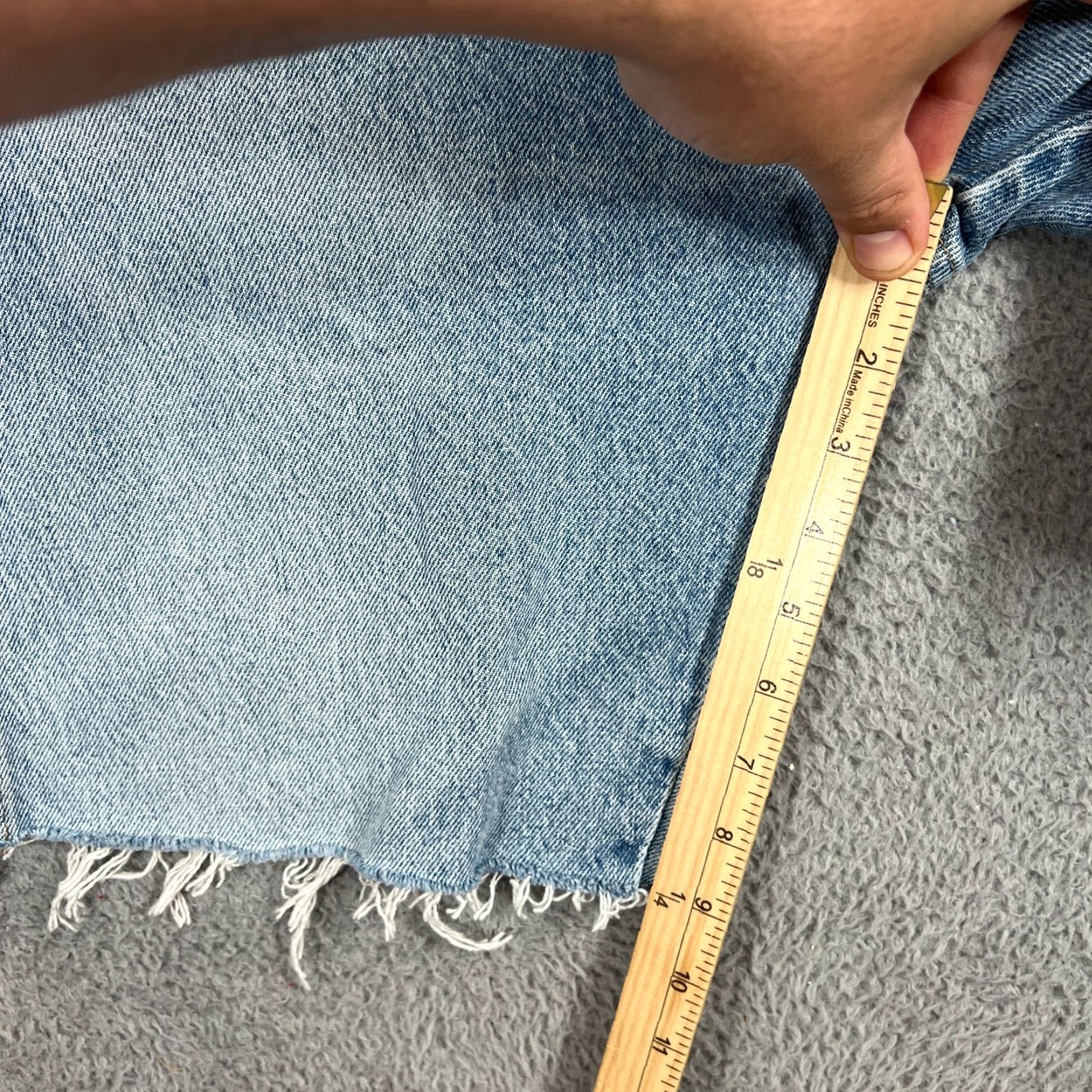 Wrangler Wrangler Bermuda Shorts Mens 36 Cut Off Light Denim Blue Grunge Jorts Size US 36 / EU 52 - 3 Thumbnail