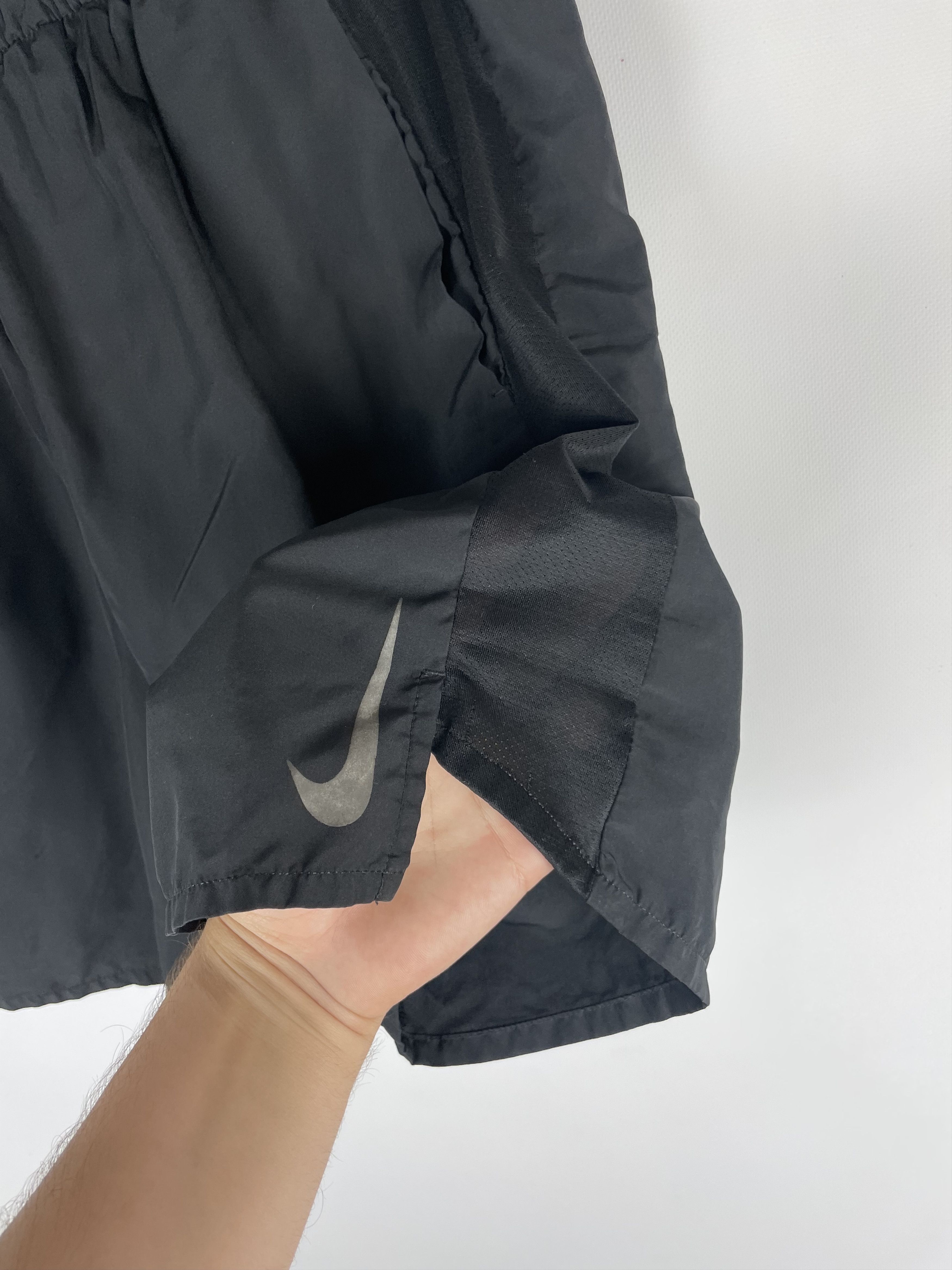 Nike × Vintage Mens Vintage Nike shorts Y2k Size US 30 / EU 46 - 3 Thumbnail