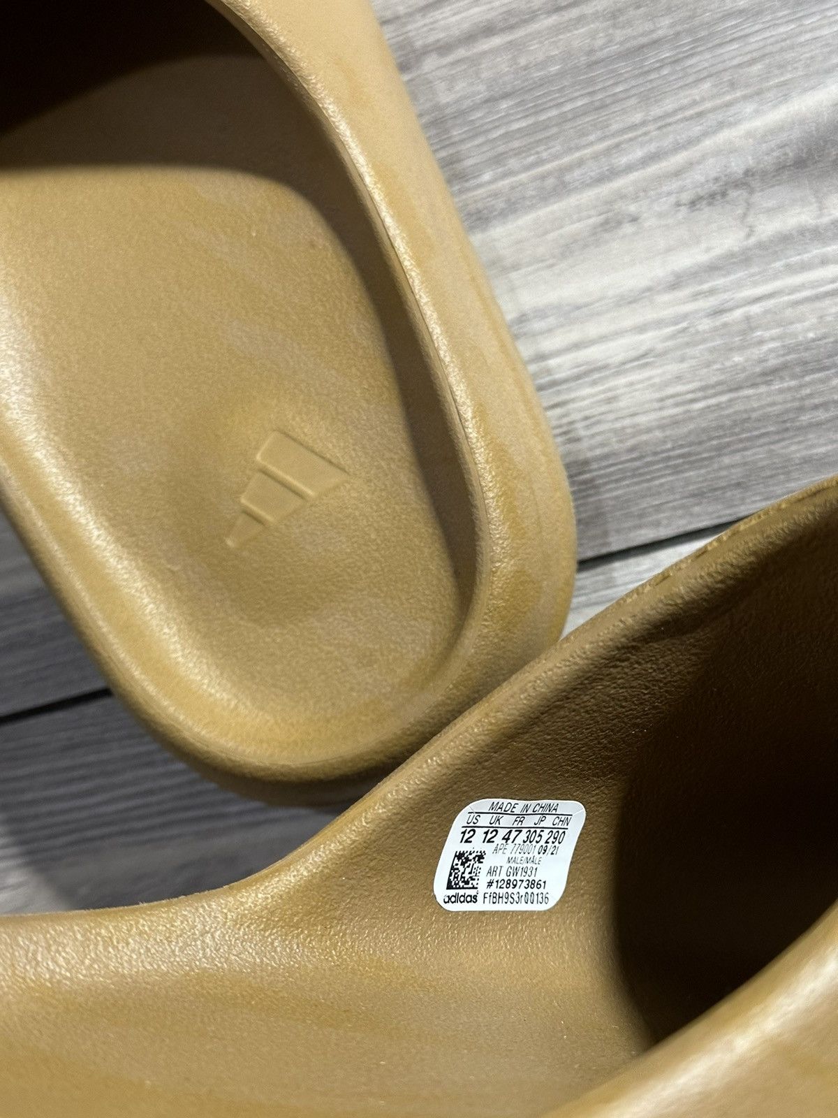 Adidas × Kanye West Yeezy Slide Ochre Size US 12 / EU 45 - 3 Thumbnail