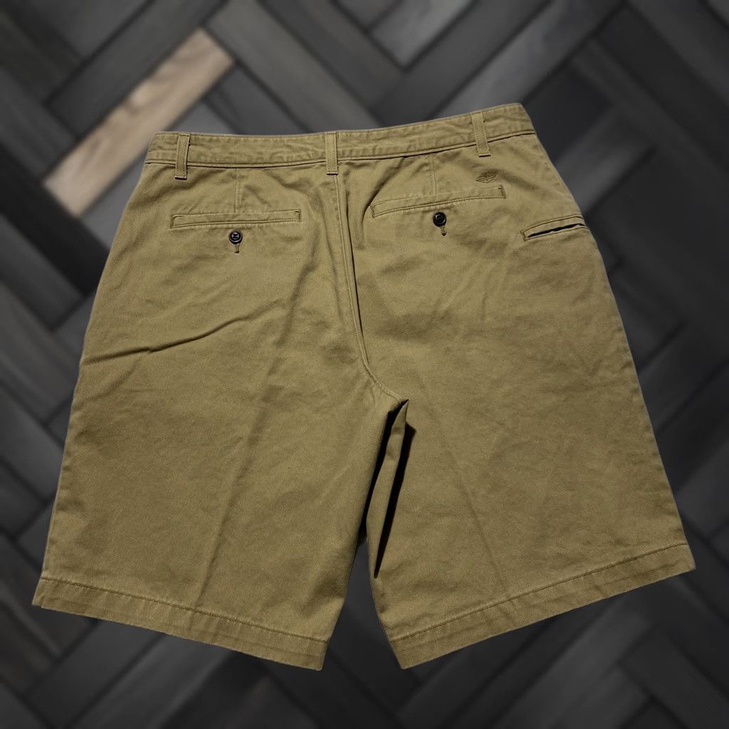 Dockers DOCKERS Shorts Mens 36 Brown Khaki Chino Flat Front Canvas Casual Pockets Voyage 90s Mens Size US 36 / EU 52 - 1 Thumbnail