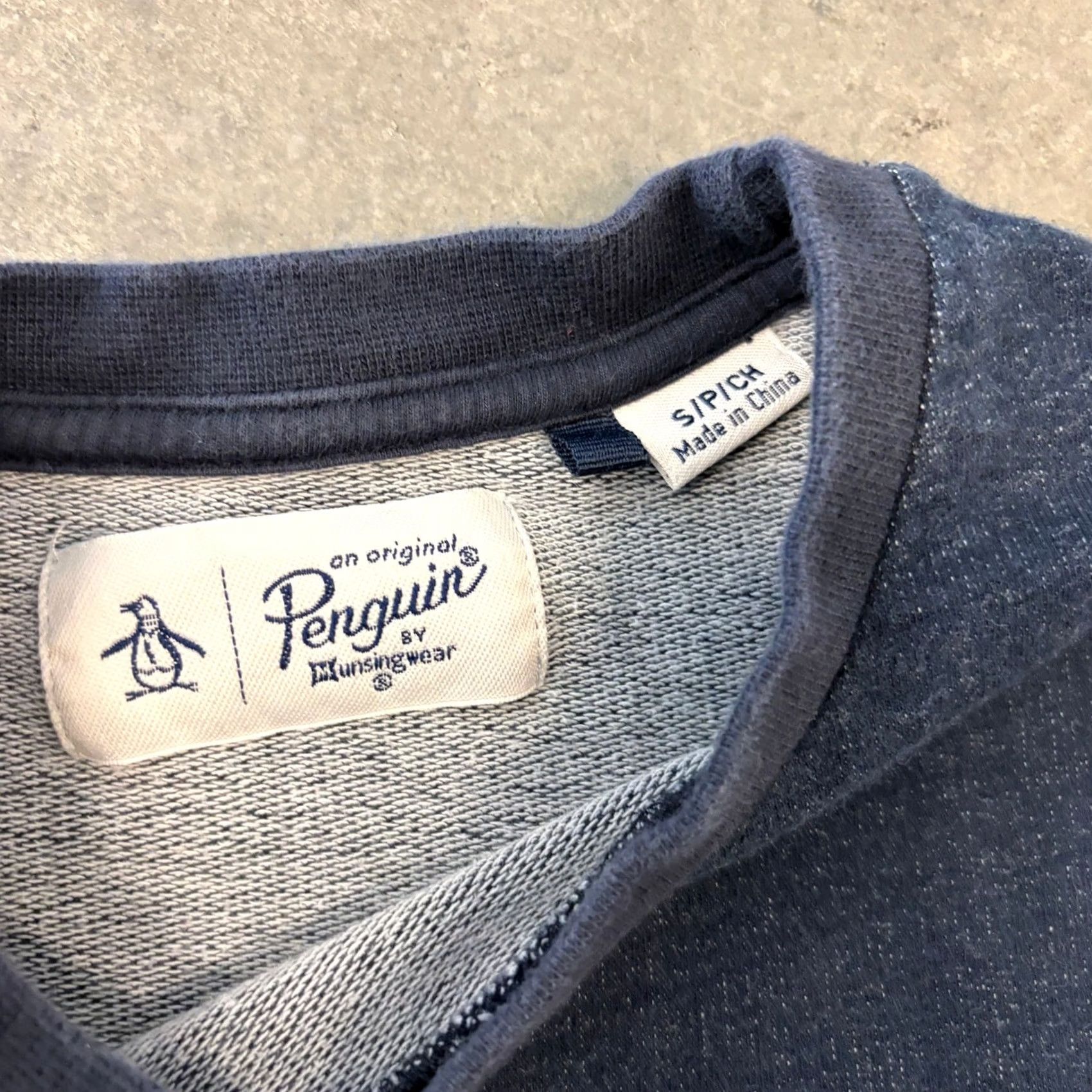Vintage VINTAGE Penguin Lemon Navy Embroidered Patchwork Pullover Crewneck Small Womens S Blue Size S / US 4 / IT 40 - 3 Thumbnail