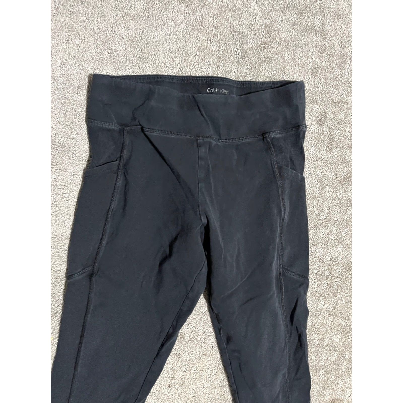 Calvin Klein Calvin Klein Performance Capris Womens S Black Leggings Spellout Logo Quick Dry Size 28" / US 6 / IT 42 - 2 Thumbnail