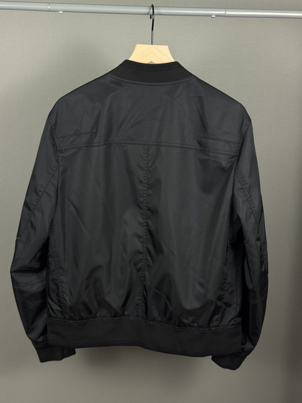 Dior DIORHomme Bee Embroidered Jacket For Men Black Size US M / EU 48-50 / 2 - 10 Thumbnail
