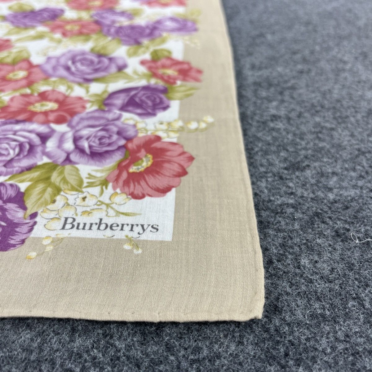 Burberry Burberry Handkerchief / Bandana / Neckerchief B036 Size ONE SIZE - 4 Thumbnail