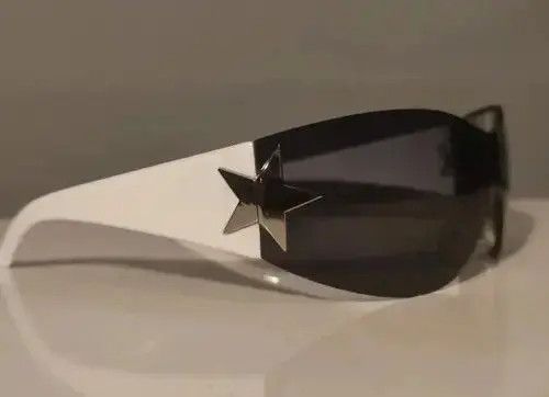 Japanese Brand Sunglasses with star vintage black white retro y2k unisex Size ONE SIZE - 4 Thumbnail