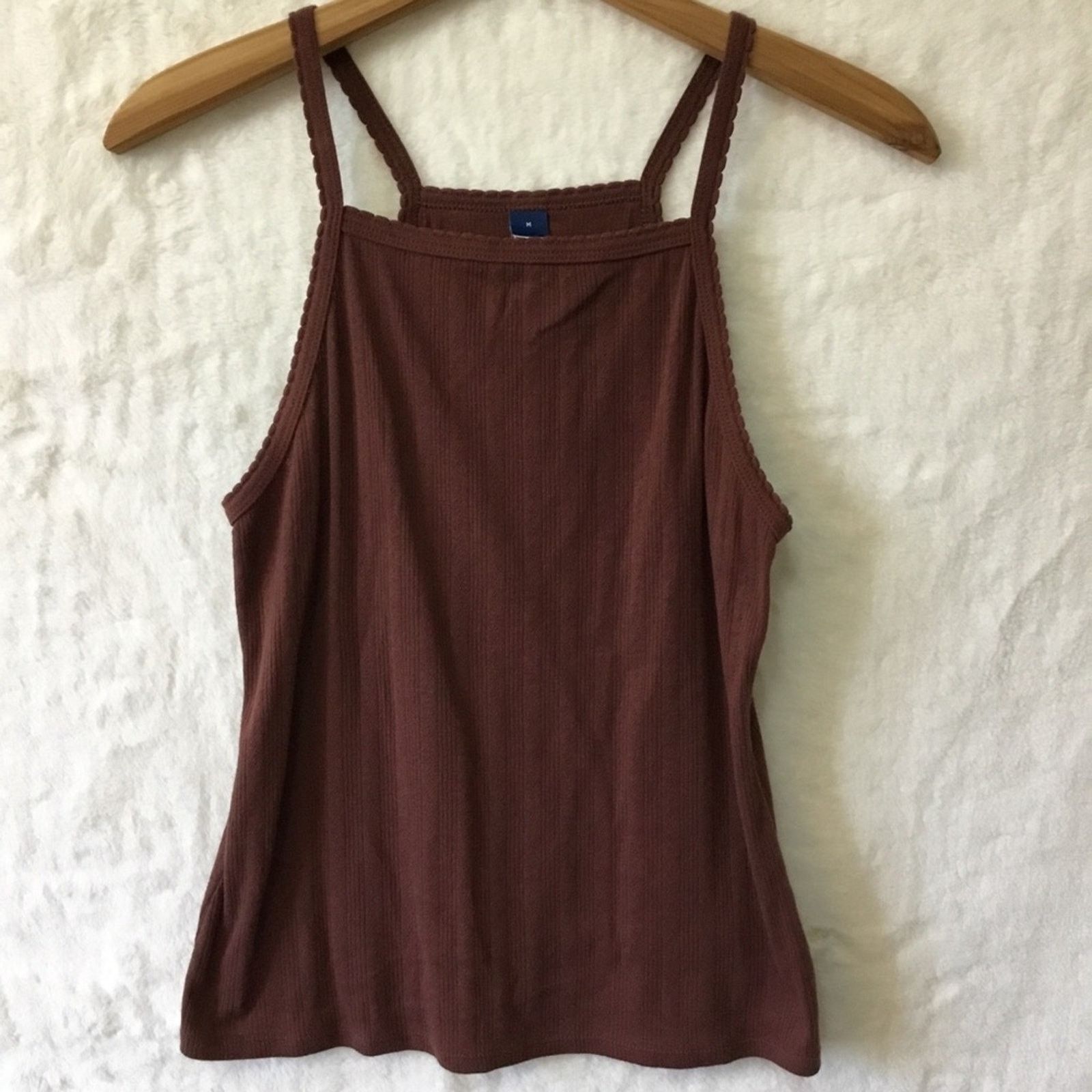 Old Navy Old Navy Brown EyeletTank Top Size M / US 6-8 / IT 42-44 - 1 Thumbnail