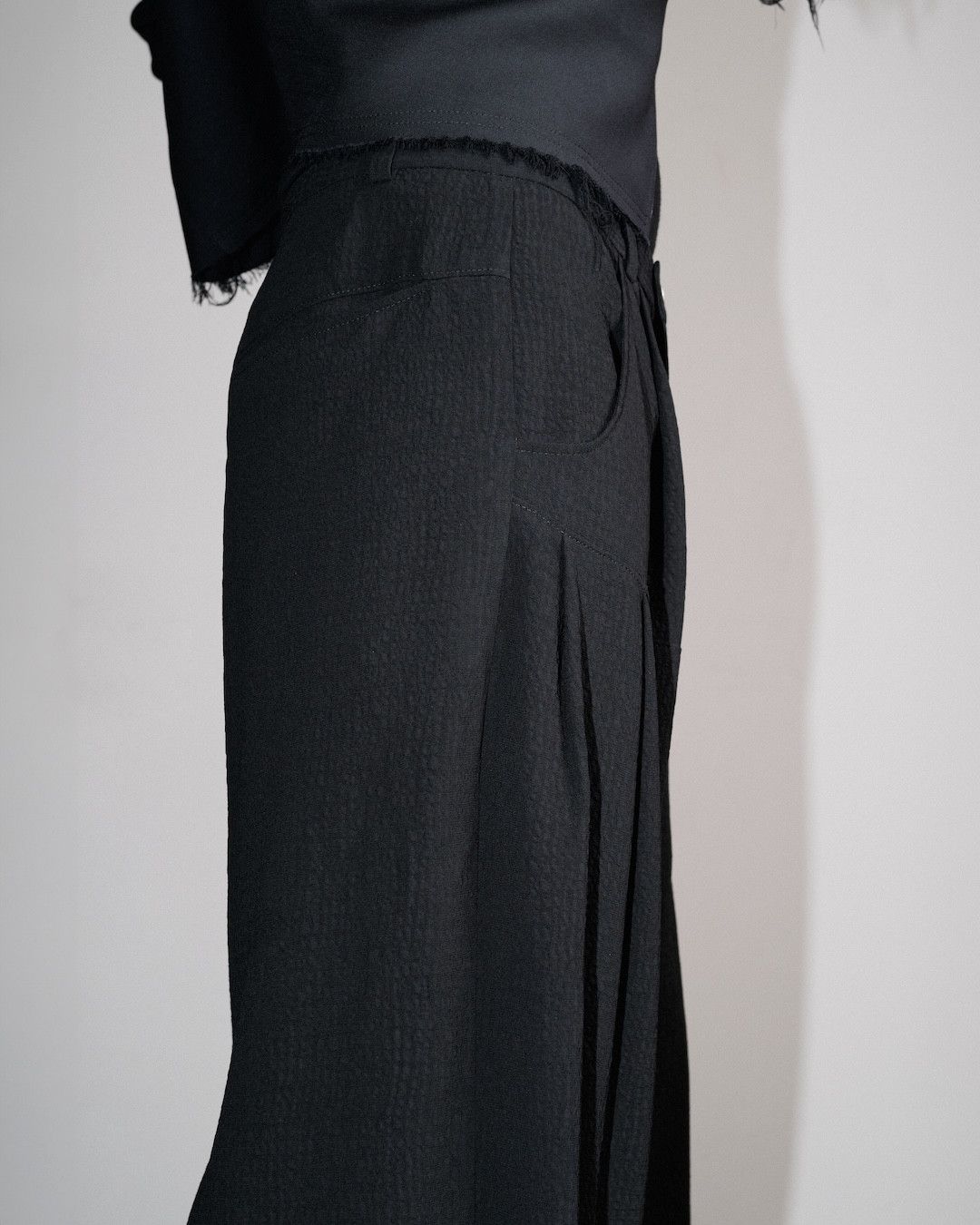 Other NKTRMNV TEXTURED CONTOUR TROUSERS Size US 28 / EU 44 - 9 Thumbnail
