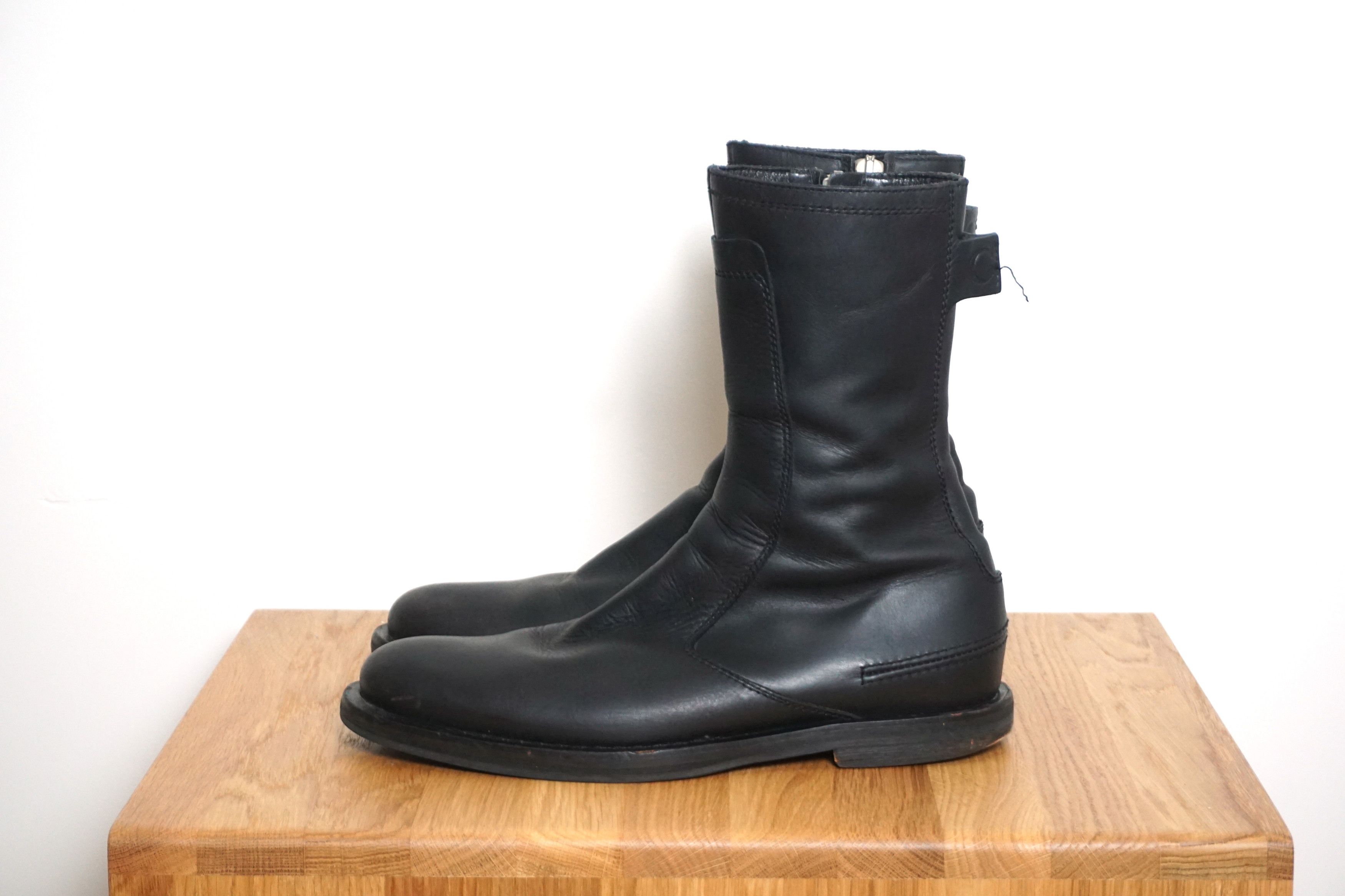 Dior × Hedi Slimane Dior homme AW04 “VOTC” black suede side zip