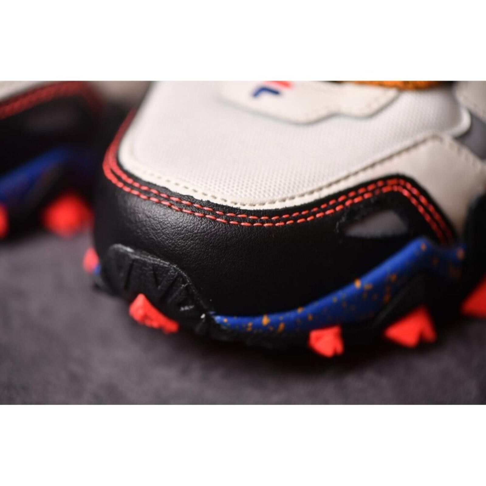 Fila Fila Oakmont TR | Silver Birch Mazarine | 5JM00949-117 Size US 6.5 / IT 36.5 - 10 Thumbnail