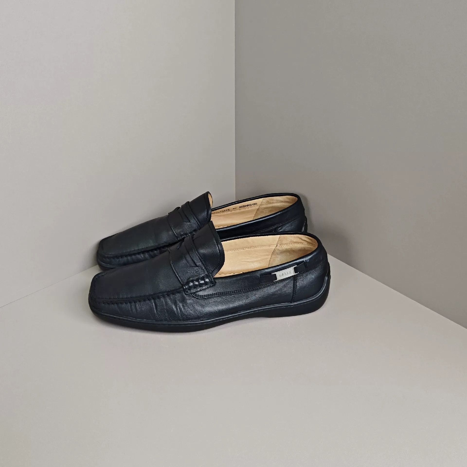 Bally Bally Lowtop Sneakers us_10 Women Size US 10 / IT 40 - 1 Thumbnail