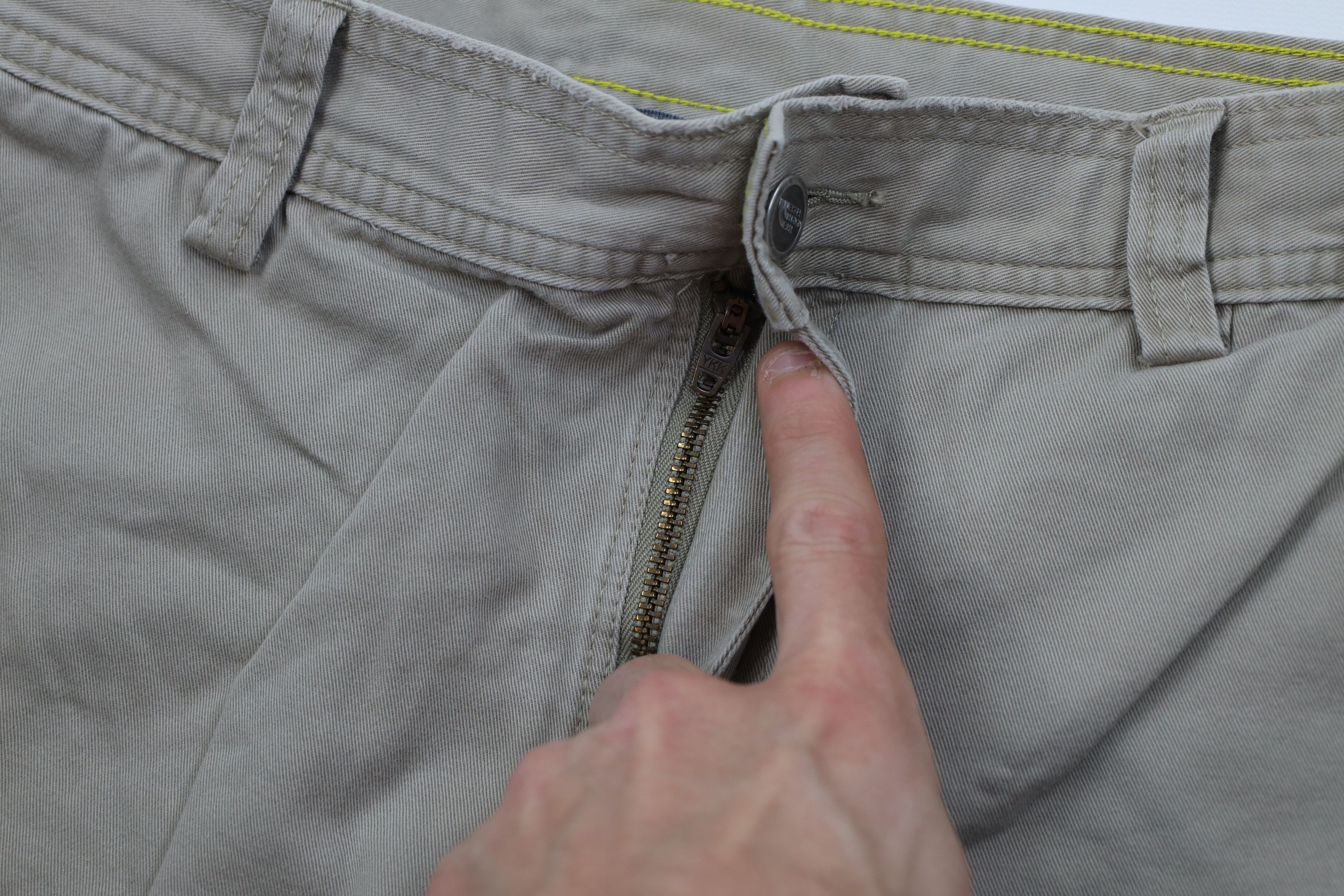 The North Face Vintage The North Face Spell Hiking Trekking Shorts Beige Size US 34 / EU 50 - 6 Thumbnail