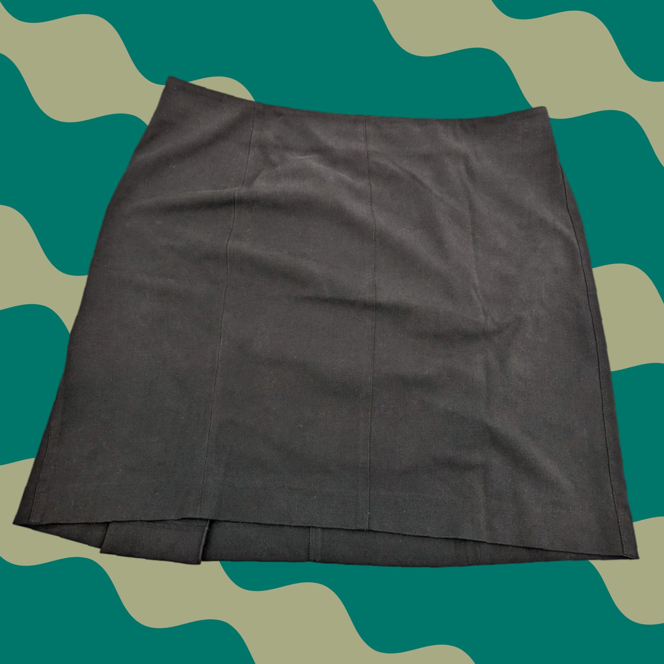 Vintage VINTAGE Lane Bryant Black Side Zip Skirt Women's Size 18 Knee Length Pencil Straight Slit Zip All Seasons Plus Department Women Size 40" / US 18 - 1 Thumbnail
