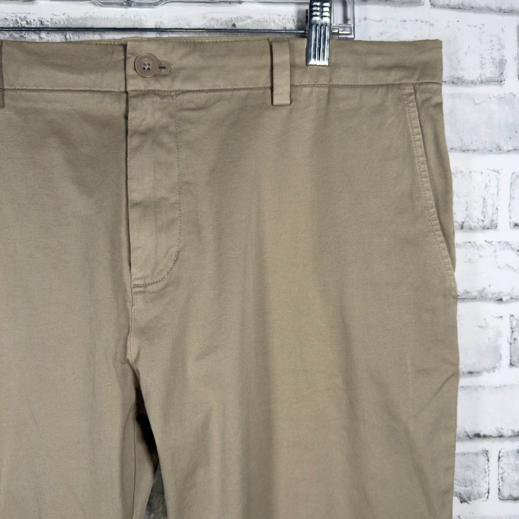 Vineyard Vines VINEYARD VINES Slim Pant Mens Size 32 x 36 Cotton Chino Casual Brown Tan Slim Fit Pants Size US 32 / EU 48 - 2 Thumbnail
