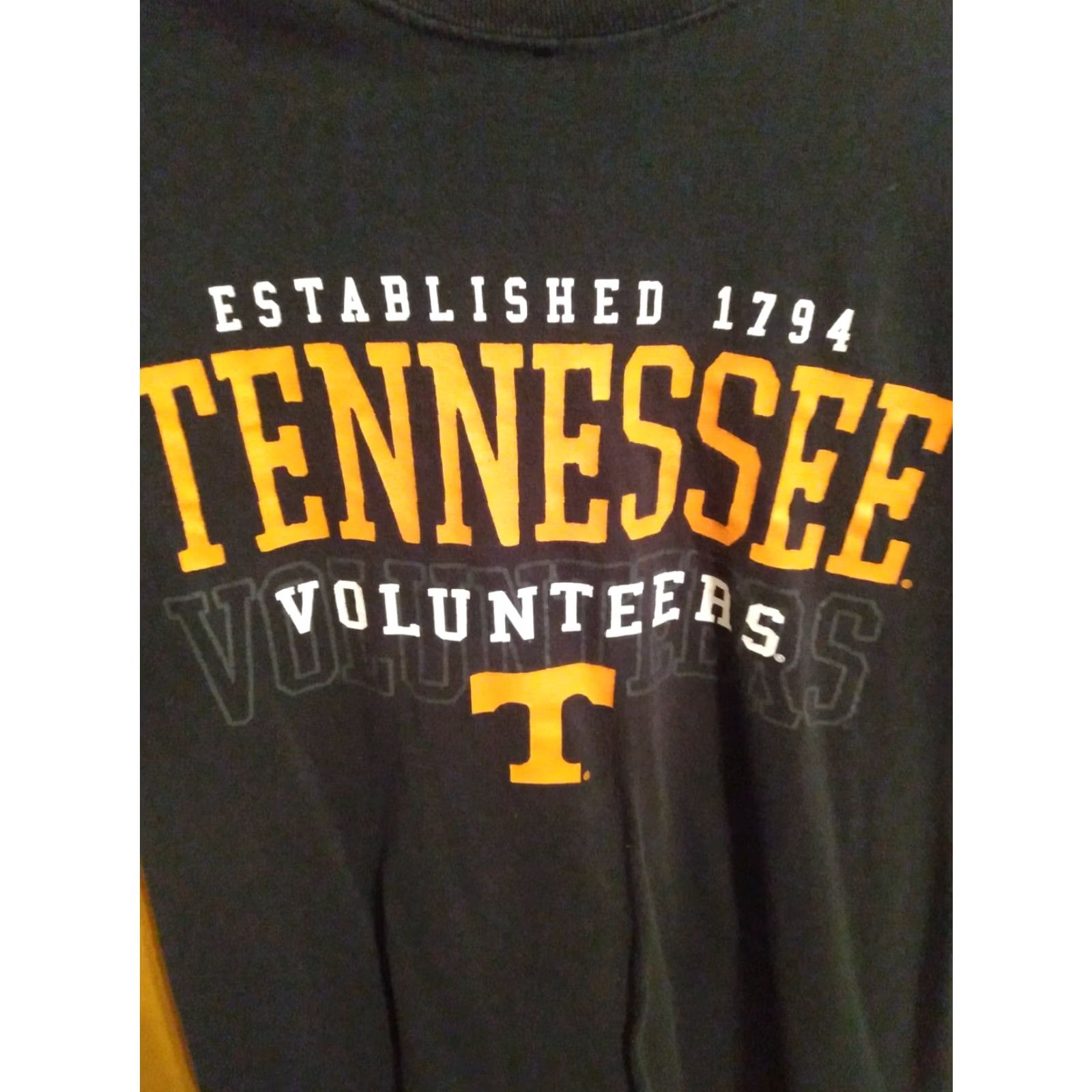Gildan NCAA Tennessee Volunteers T-Shirt L Black Gildan Cotton Crew Neck Short Sleeve Mens Regular Fit University College Sports Shirt Size US L / EU 52-54 / 3 - 2 Thumbnail