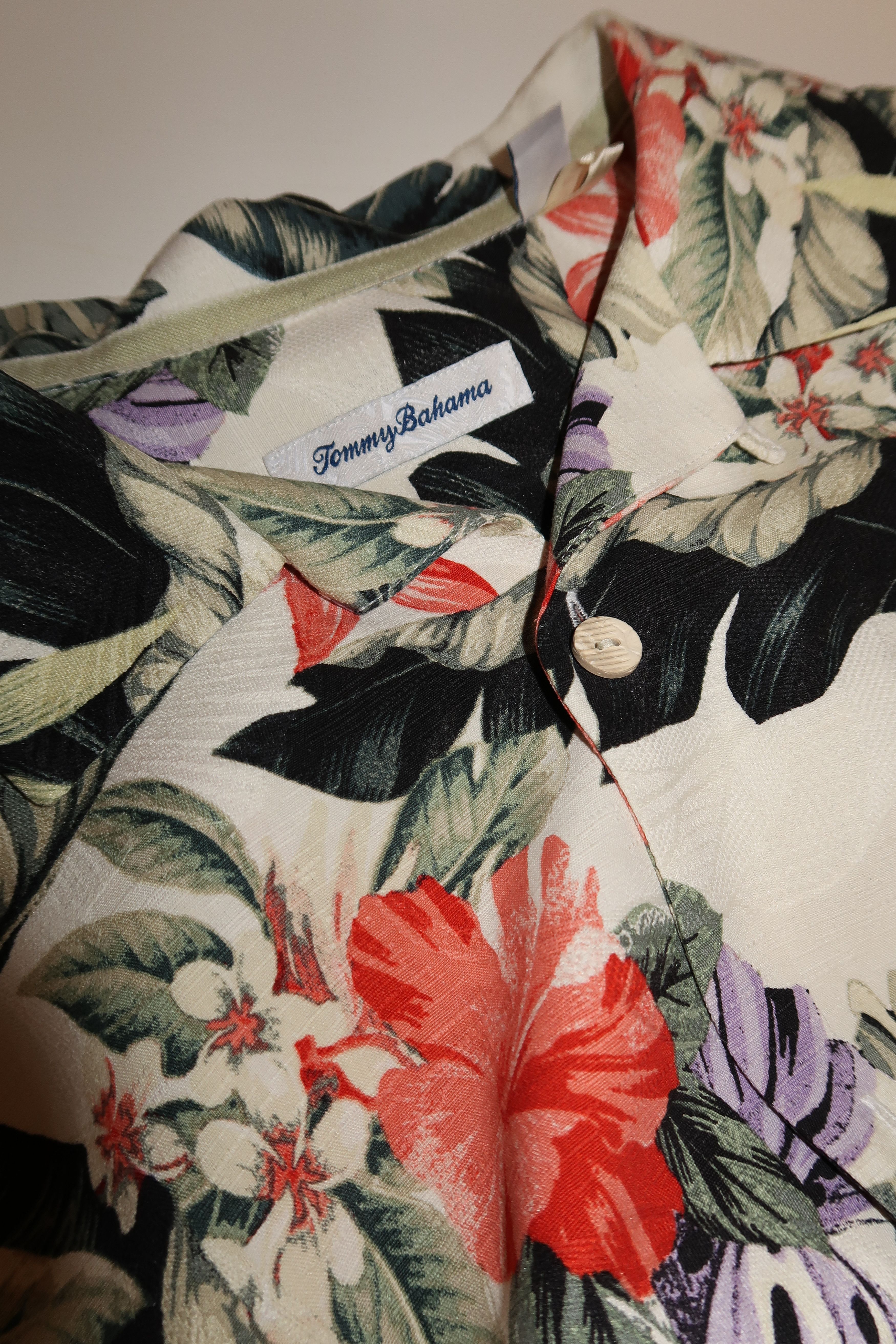 Other Tommy Bahama Floral Print 100% Silk Button Up Size US M / EU 48-50 / 2 - 3 Thumbnail