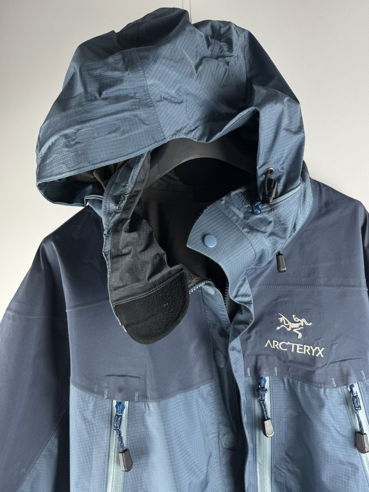 Arc'teryx Vintage 1999 Arc’teryx Theta LT Gore Tex Jacket Smoke Blue Size US XL / EU 56 / 4 - 3 Thumbnail