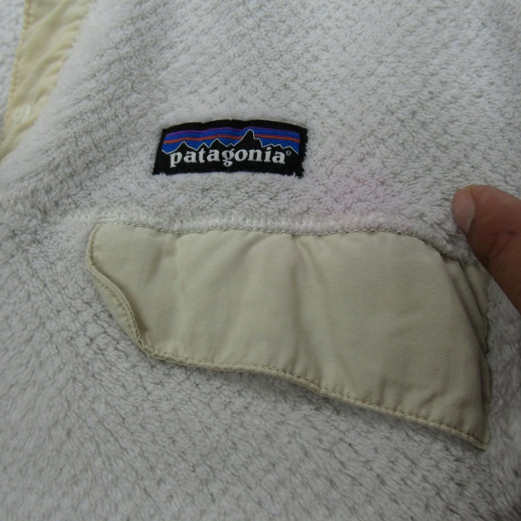 Patagonia Patagonia Pullover Womens M White Snap Fleece Women Tool Super Soft Waffle READ Size M / US 6-8 / IT 42-44 - 4 Thumbnail
