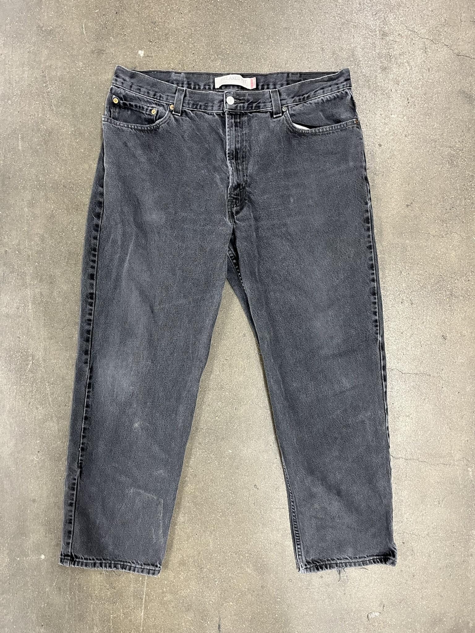 image of Vintage Y2K Era Levis 505 Faded Black Jeans, Men's (Size 40)