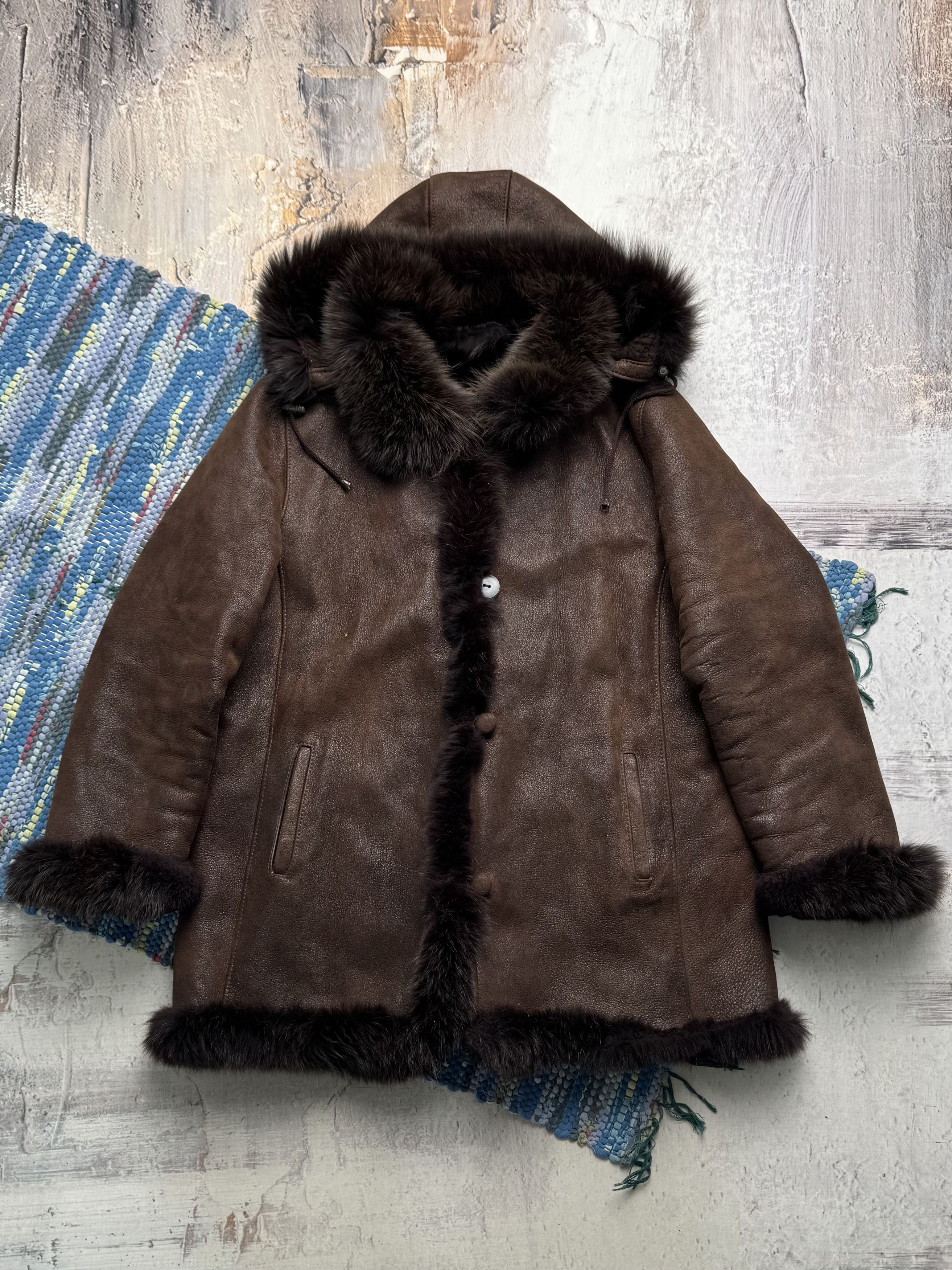 Vintage Vintage Real Sheepskin Jacket With Hood D15 Size XL / US 12-14 / IT 48-50 - 1 Thumbnail