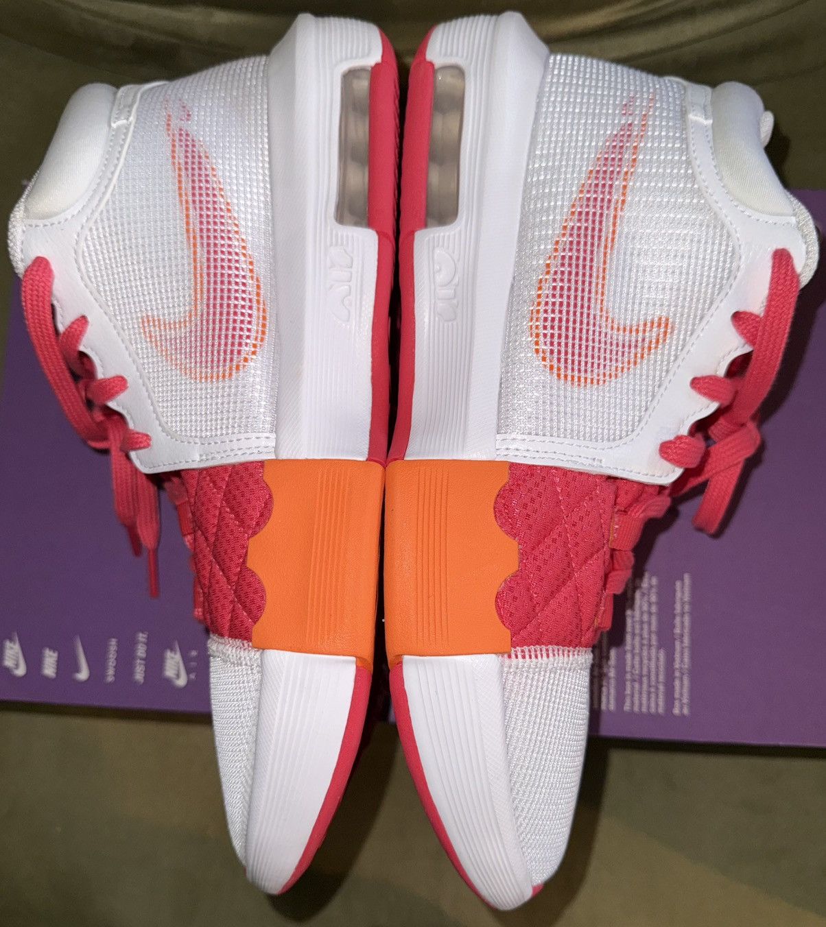 Nike Nike LeBron James Witness VIII (8) “Dunkin’ Donuts” Ltd. NEW Size US 10 / EU 43 - 7 Thumbnail