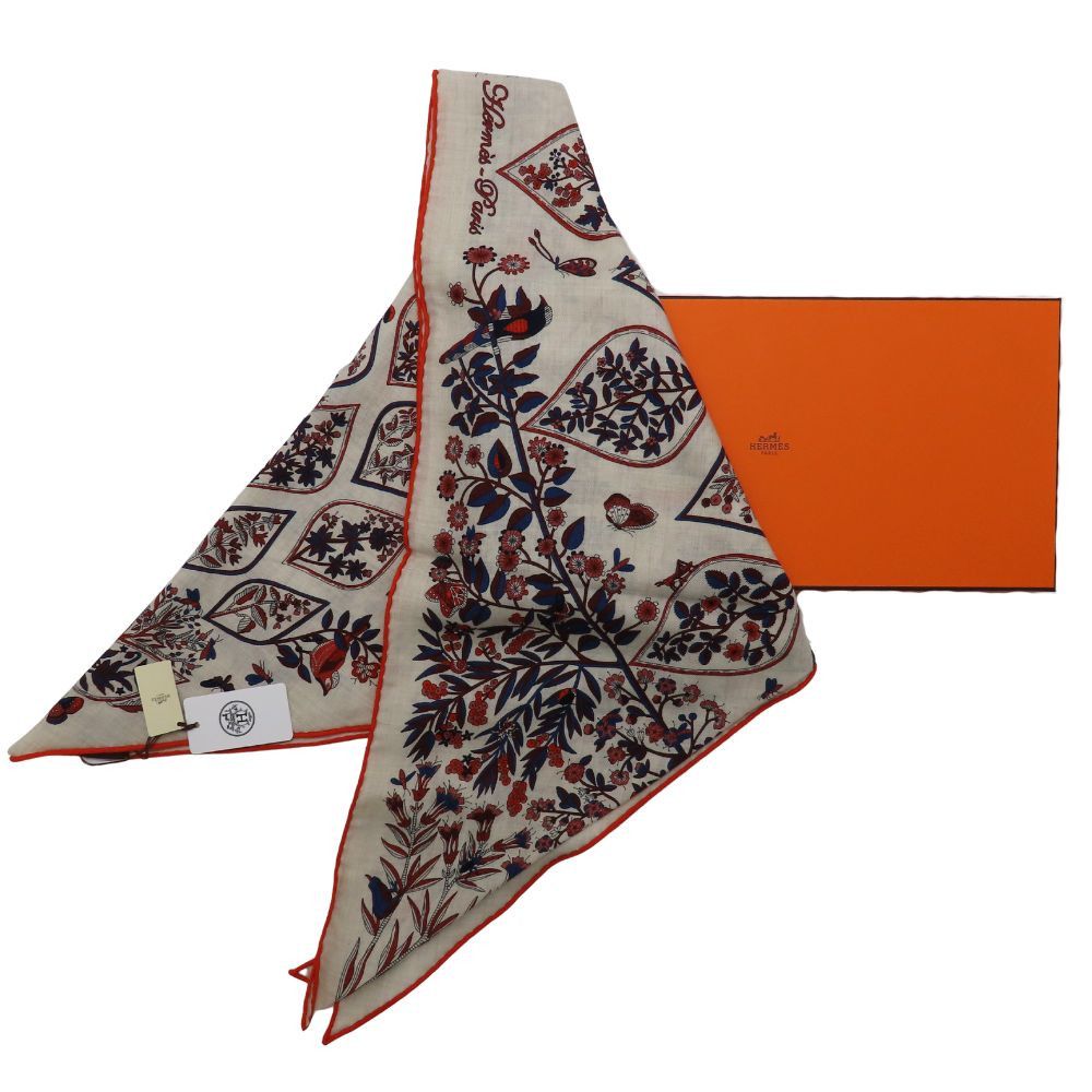 Hermes Hermes Hermes Triangle Geant Cashmere Silk Large Scarf Natural Material Scarf DUTY FREE for USA Size ONE SIZE - 1 Thumbnail