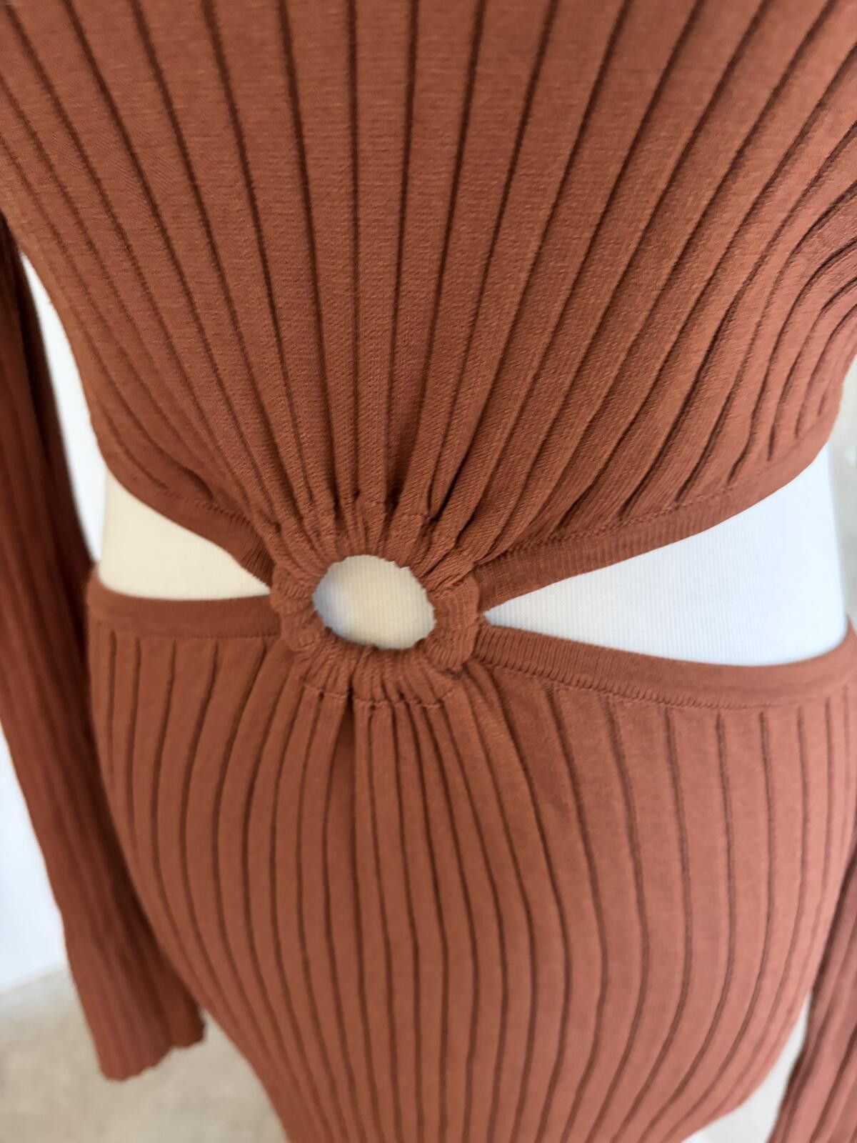 Other House of Harlow 1960 knit cut-out sweater dress Size M / US 6-8 / IT 42-44 - 3 Thumbnail