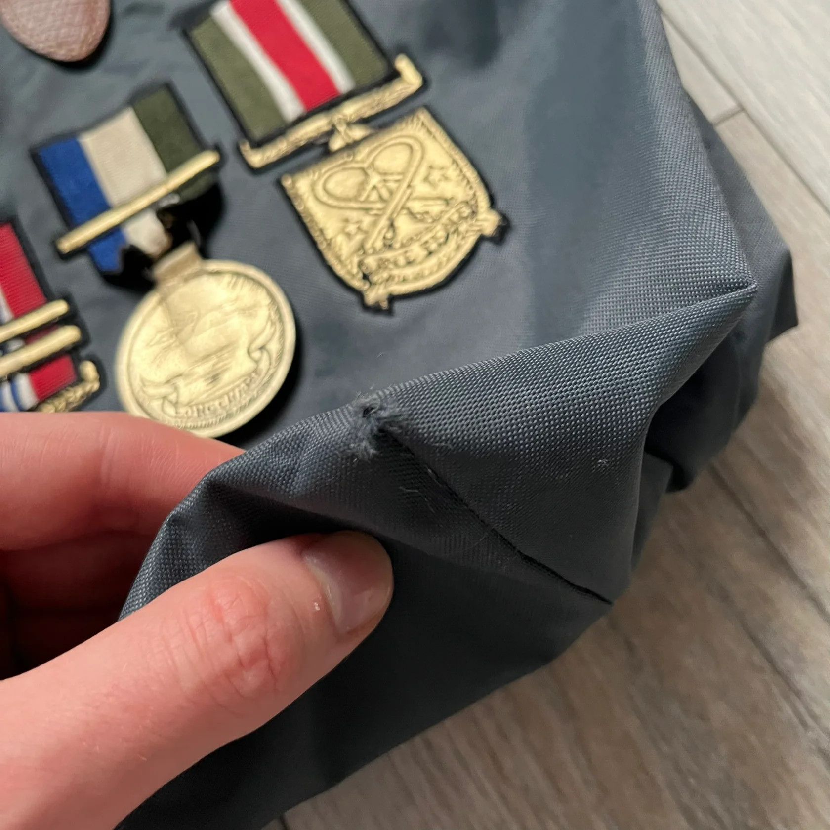 Jeremy Scott Longchamp x Jeremy Scott 2009 Medals Pliage Big Handbag Size ONE SIZE - 11 Thumbnail