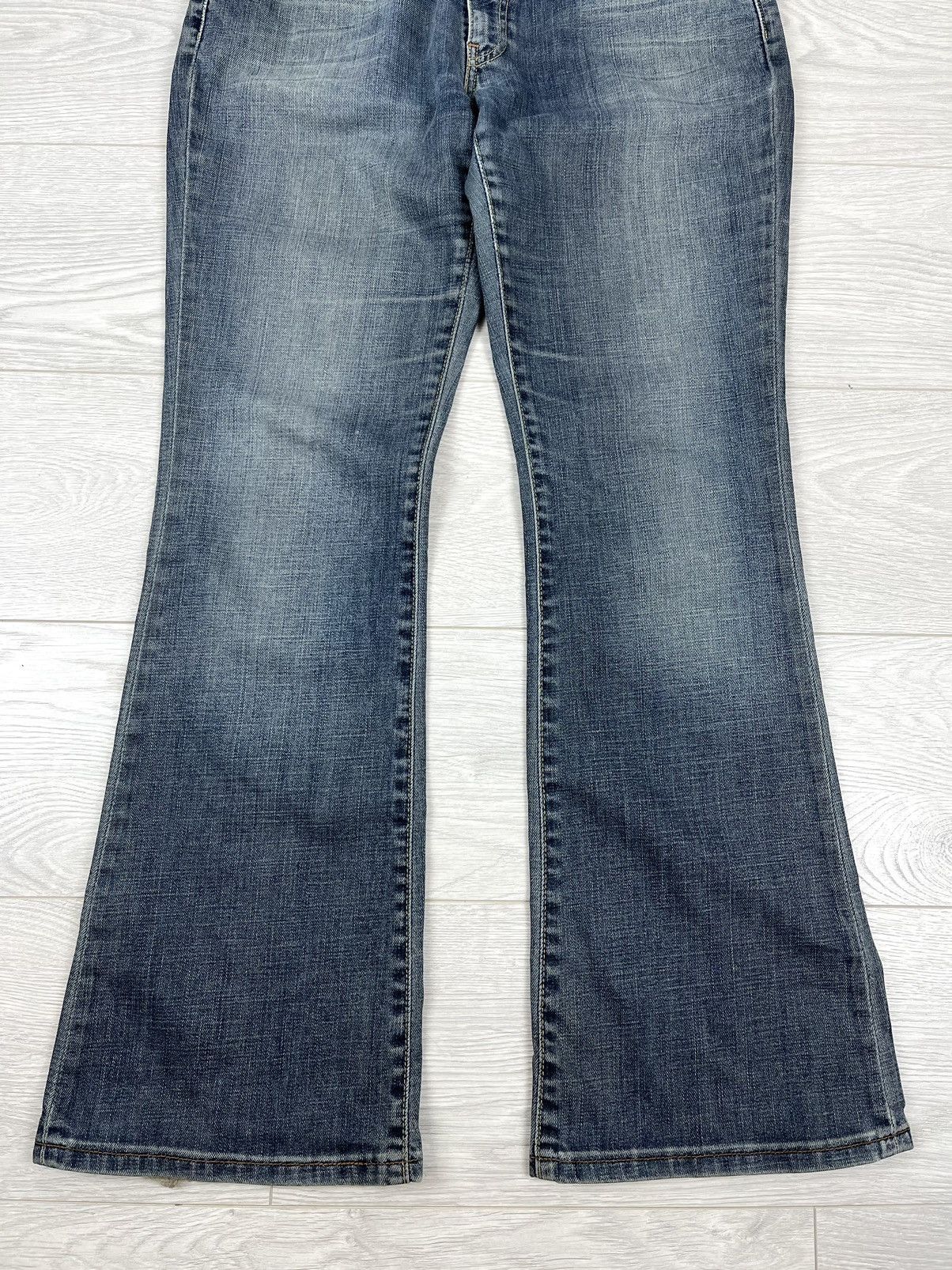 Levi's Levi’s Vintage 00s Flare Y2K Grunge Washed Denim Pants 32x32 Size 32" / US 10 / IT 46 - 2 Thumbnail