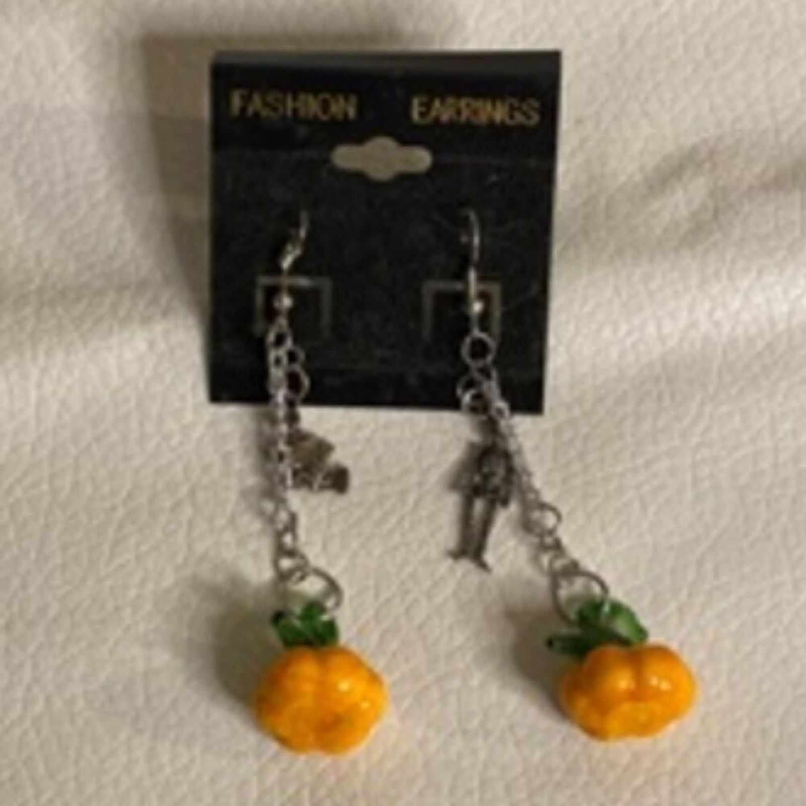 Handmade Handmade Upcycled Halloween Pumpkin Witch Skeleton Earrings Size ONE SIZE - 4 Thumbnail