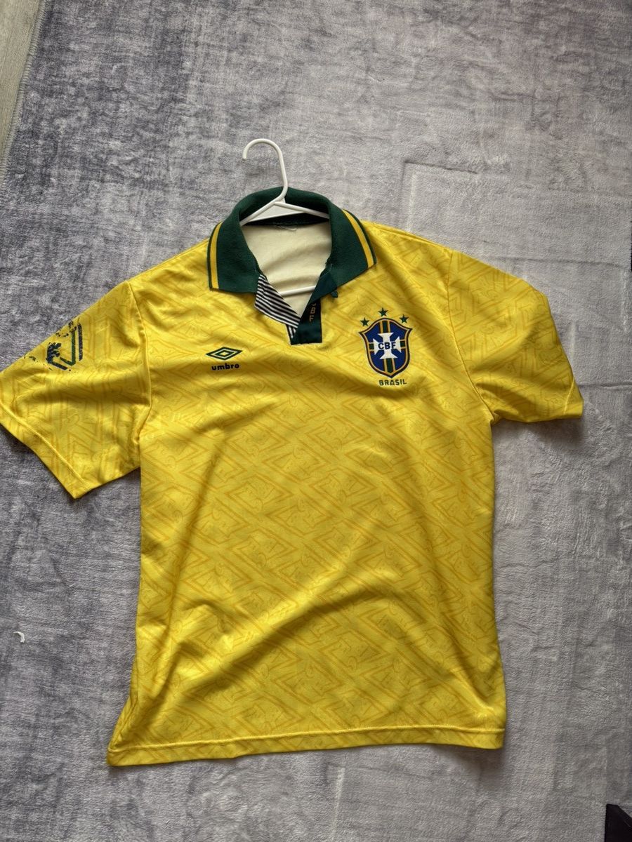 Umbro 1991/93 Brazil Home Football Jersey Size US XL / EU 56 / 4 - 1 Thumbnail