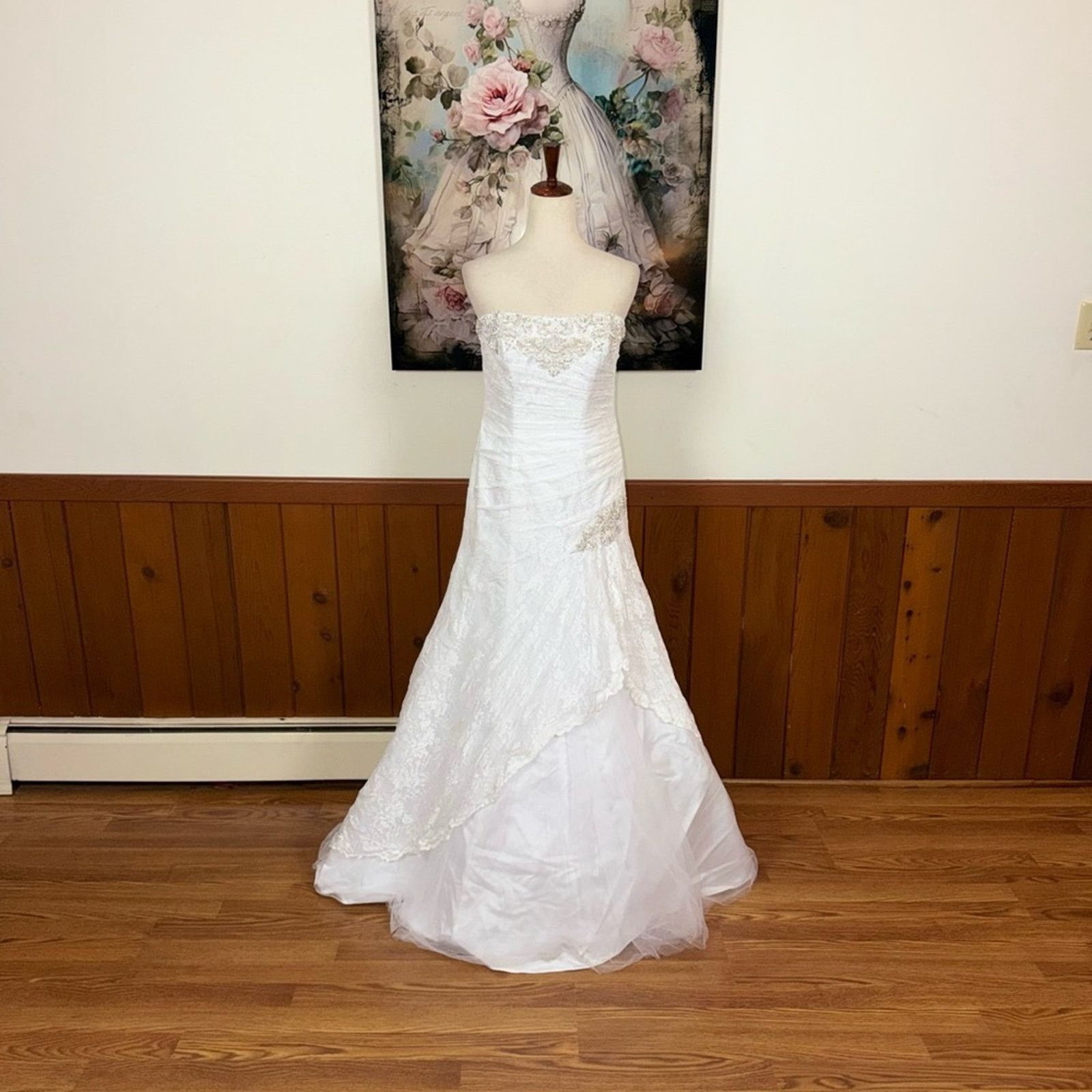 Other Beautiful David’s Bridal Lace Wedding Gown Size M / US 6-8 / IT 42-44 - 2 Thumbnail