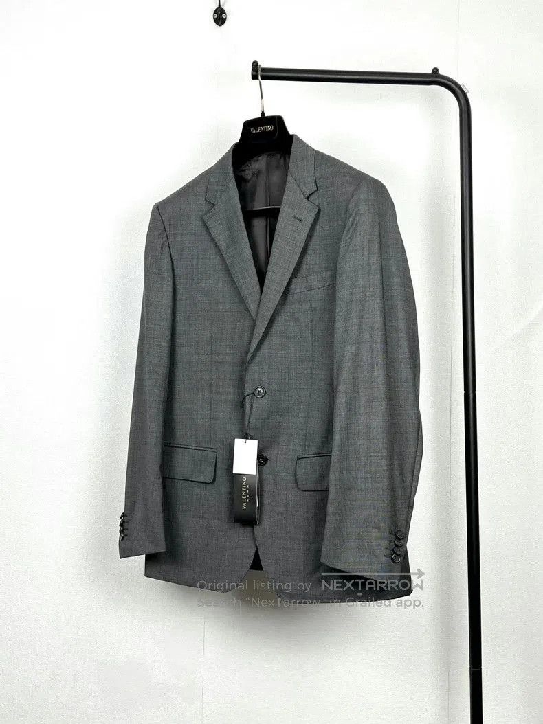 Valentino Valentino Men's Gray Wool Suit. Size US XL / EU 56 / 4 - 5 Thumbnail