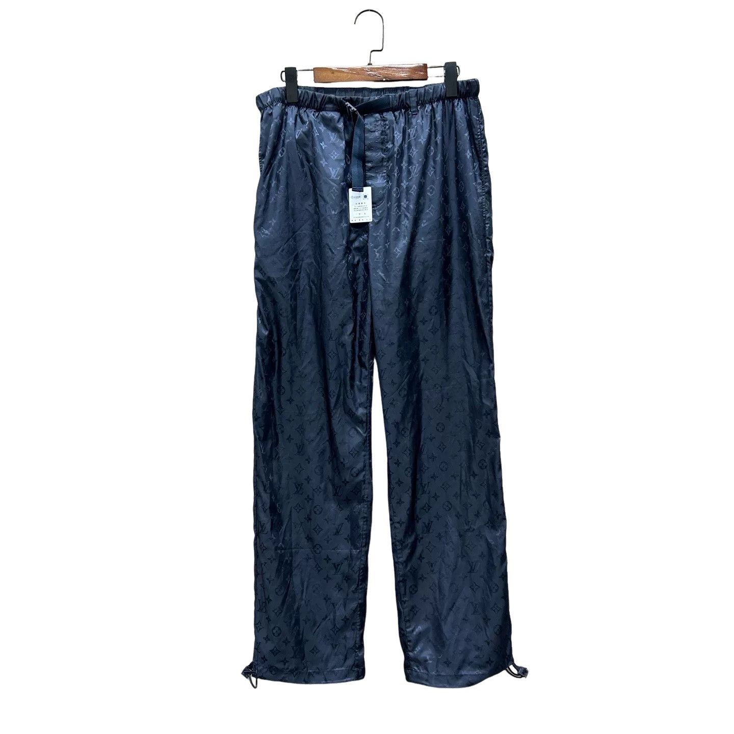 Louis Vuitton Louis Vuitton Monogram Silk Trousers Size 26 Size US 26 / EU 42 - 1 Thumbnail