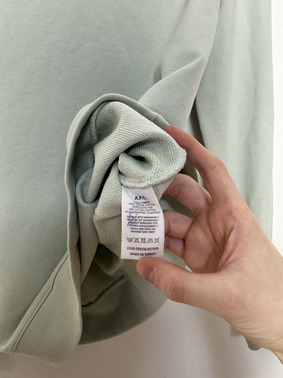 A.P.C. A.P.C logo sweatshirt luxury designer streetwear avantgarde Size US M / EU 48-50 / 2 - 10 Thumbnail