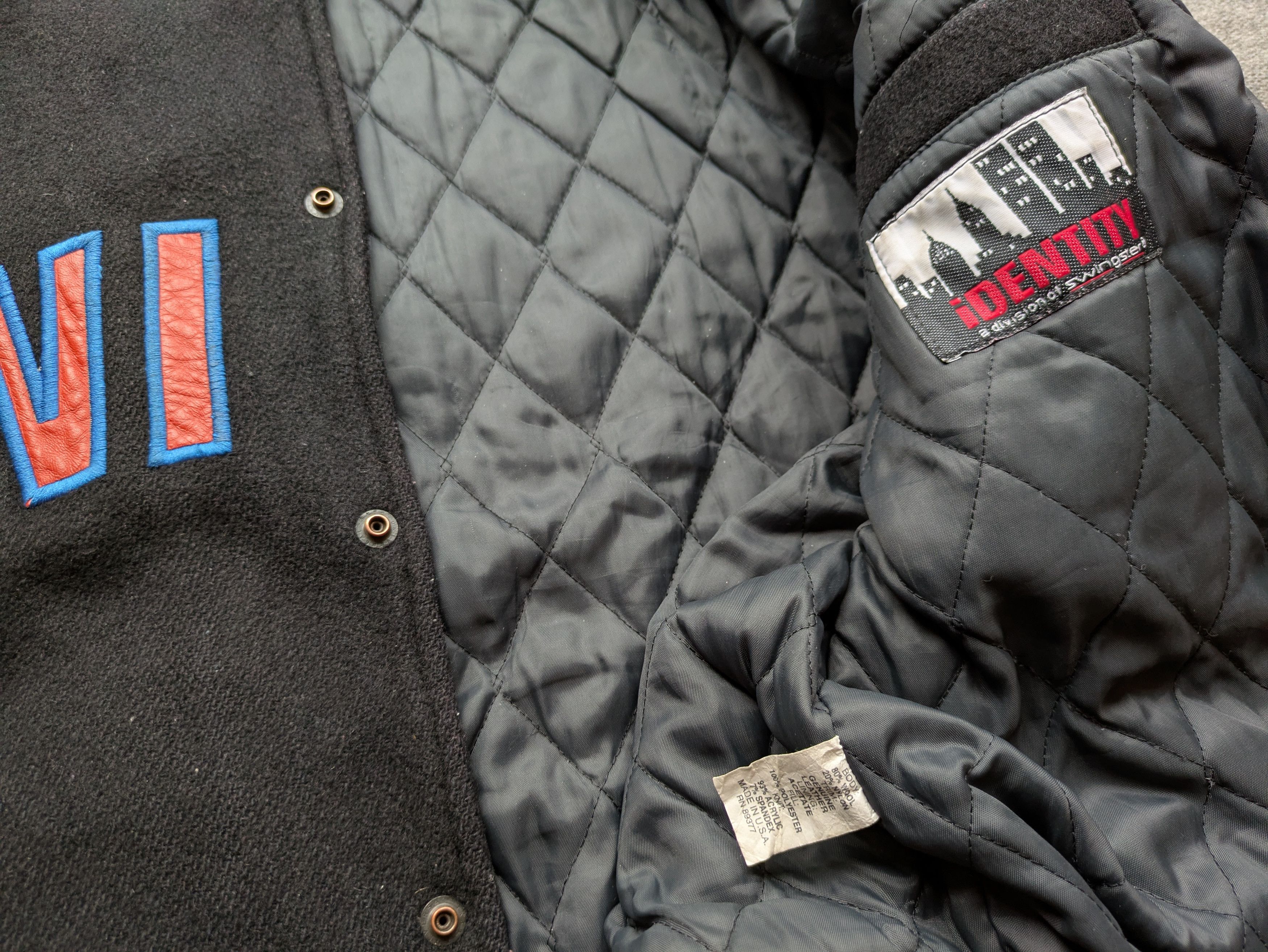 NBA New York Knicks 90s Wool LEATHER bomber Varsity NBA vintage Size US L / EU 52-54 / 3 - 6 Thumbnail