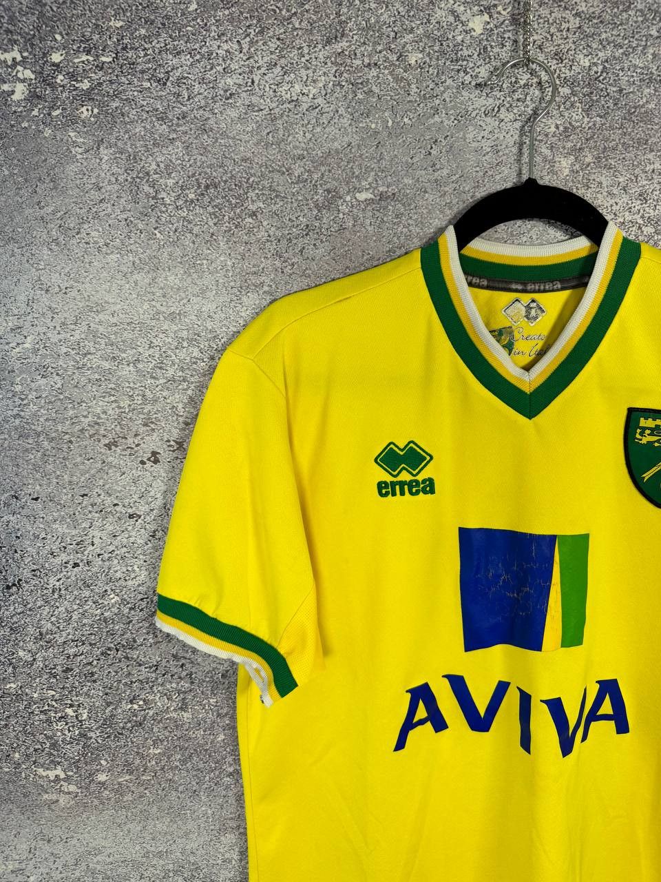 Errea × Vintage Vintage Norwich City 2011/12 Errea Soccer Jersey Size US M / EU 48-50 / 2 - 2 Thumbnail