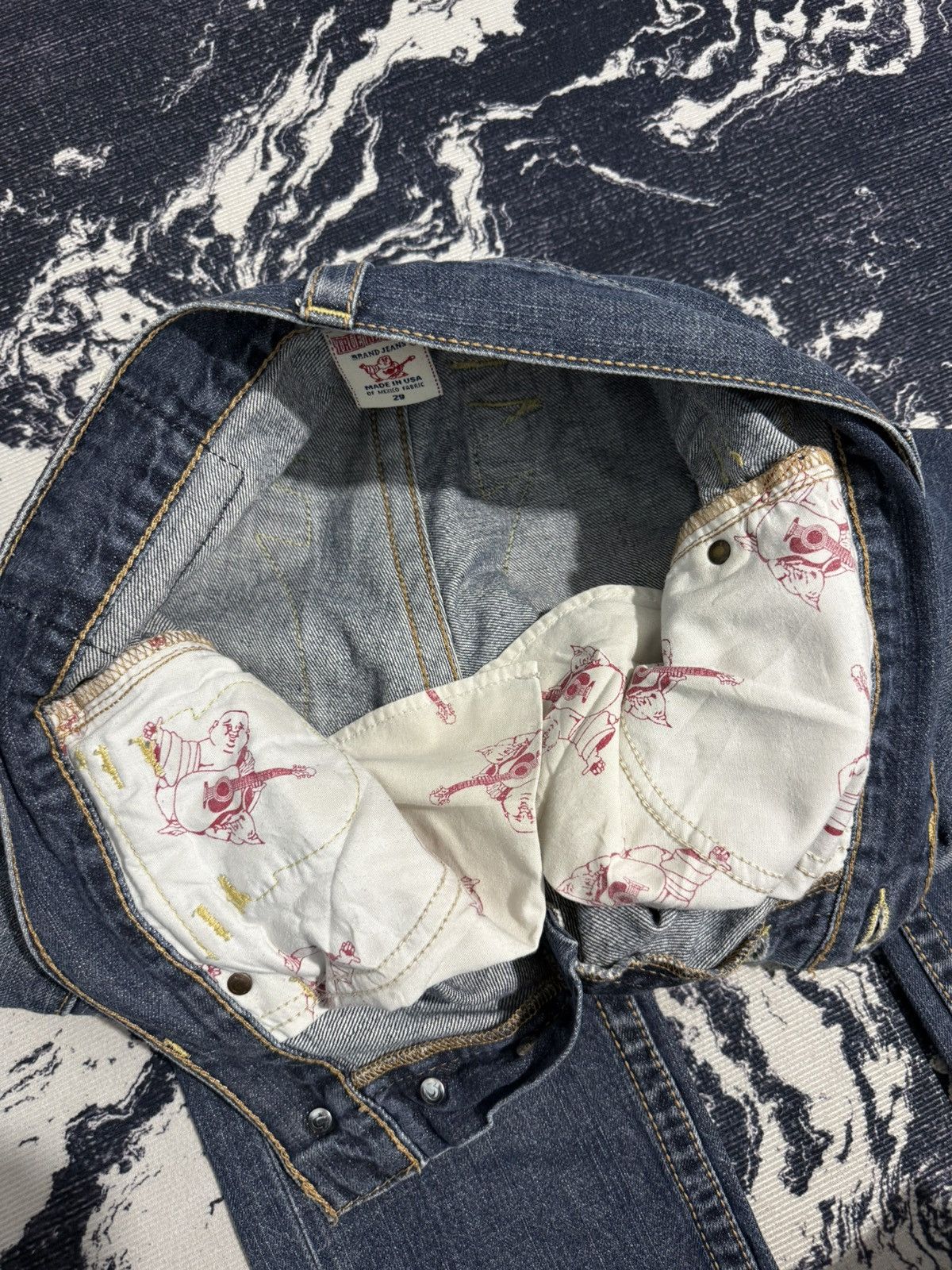 True Religion True religion world tour section slim jeans Size US 29 - 12 Thumbnail