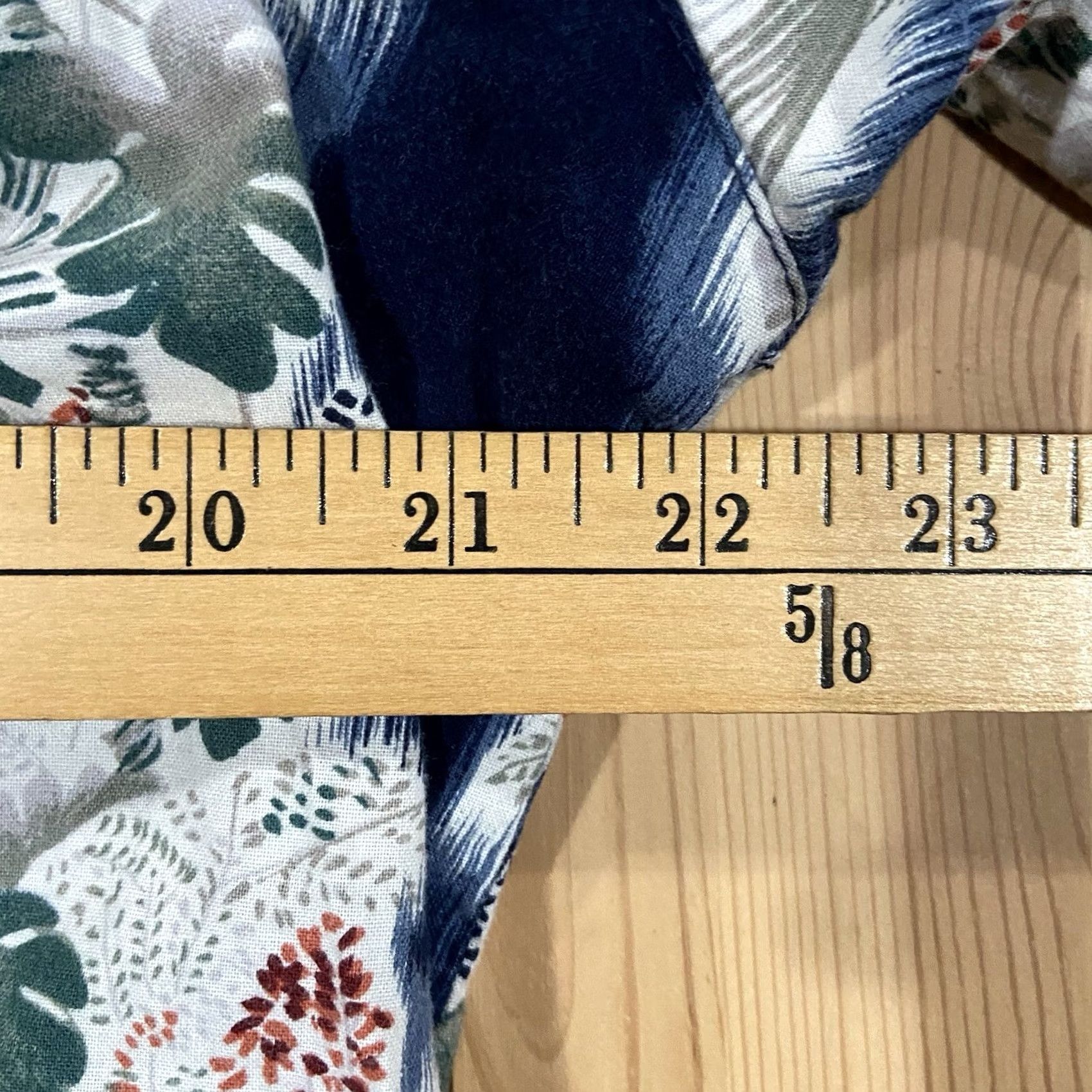 Vintage VINTAGE QUE HAWAIIAN SHIRT MENS MEDIUM BLUE CHECK PALM TREES MADE IN USA BUTTON UP Shirt Men's Blue Check Hawaiian Beach Aloha 90s Womens? Size US M / EU 48-50 / 2 - 4 Thumbnail