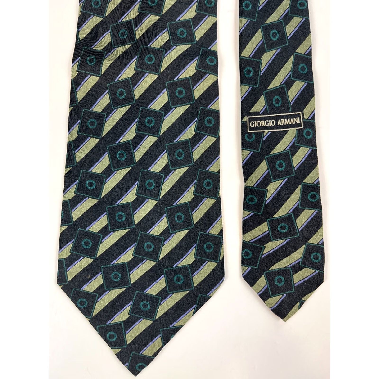 Giorgio Armani VINTAGE Giorgio Armani Cravatte Tie Geometric Silk Made in Italy Men’s Vintage Luxury Silk Tie 100% Silk Black Green 58" Wide 3.75" Mens Size ONE SIZE - 5 Thumbnail