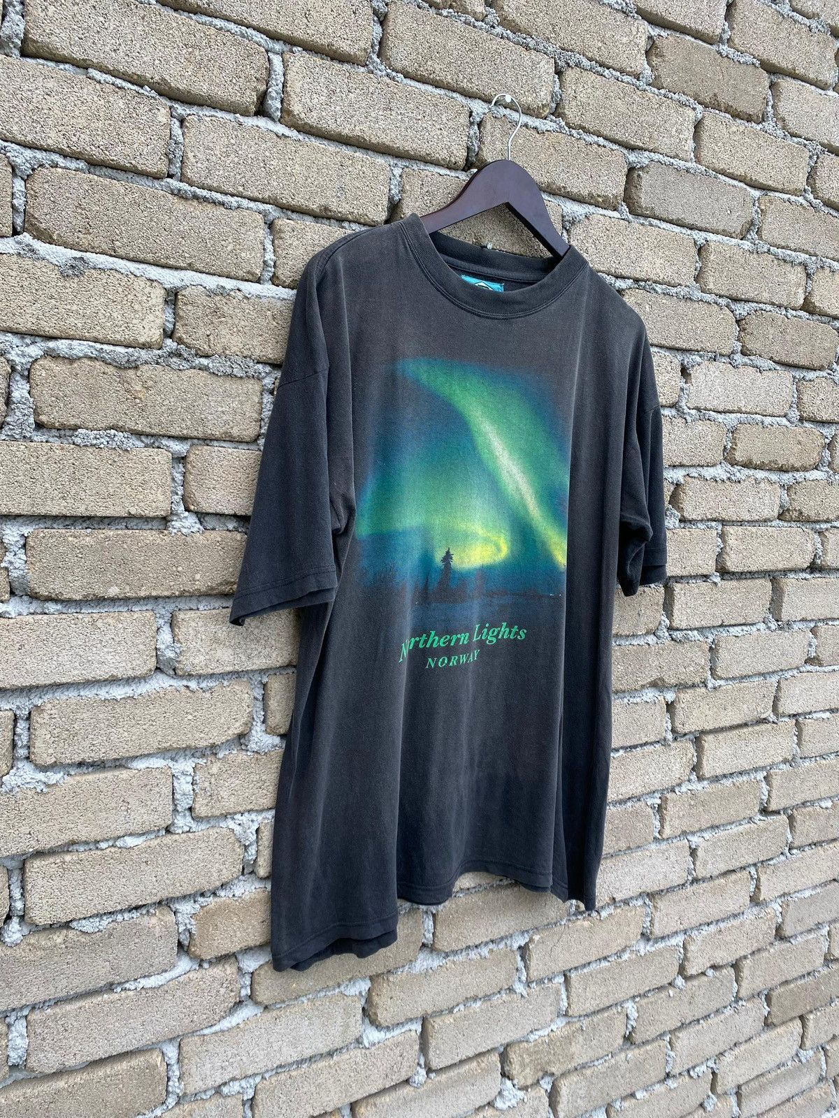 Vintage Vintage Northern Light Norway Tees Size US XL / EU 56 / 4 - 3 Thumbnail