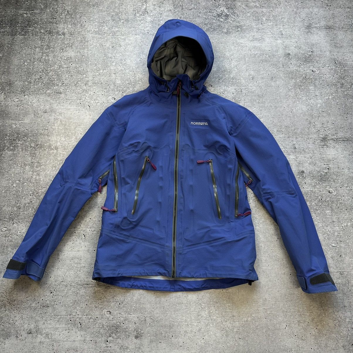 Norrona × Outdoor Life × Streetwear NORRONA Trollveggen Dri3 